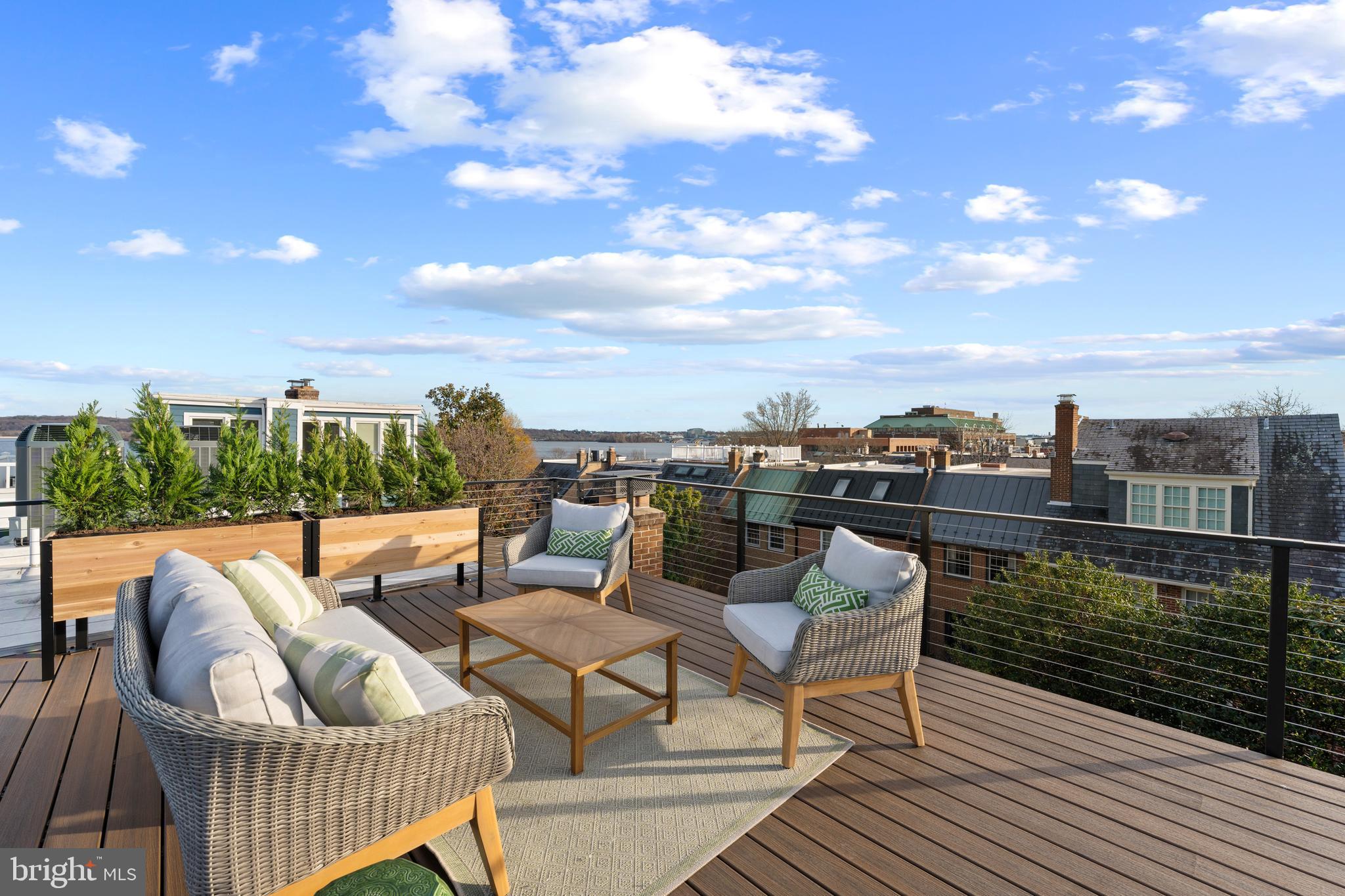 OLD TOWN - Residential