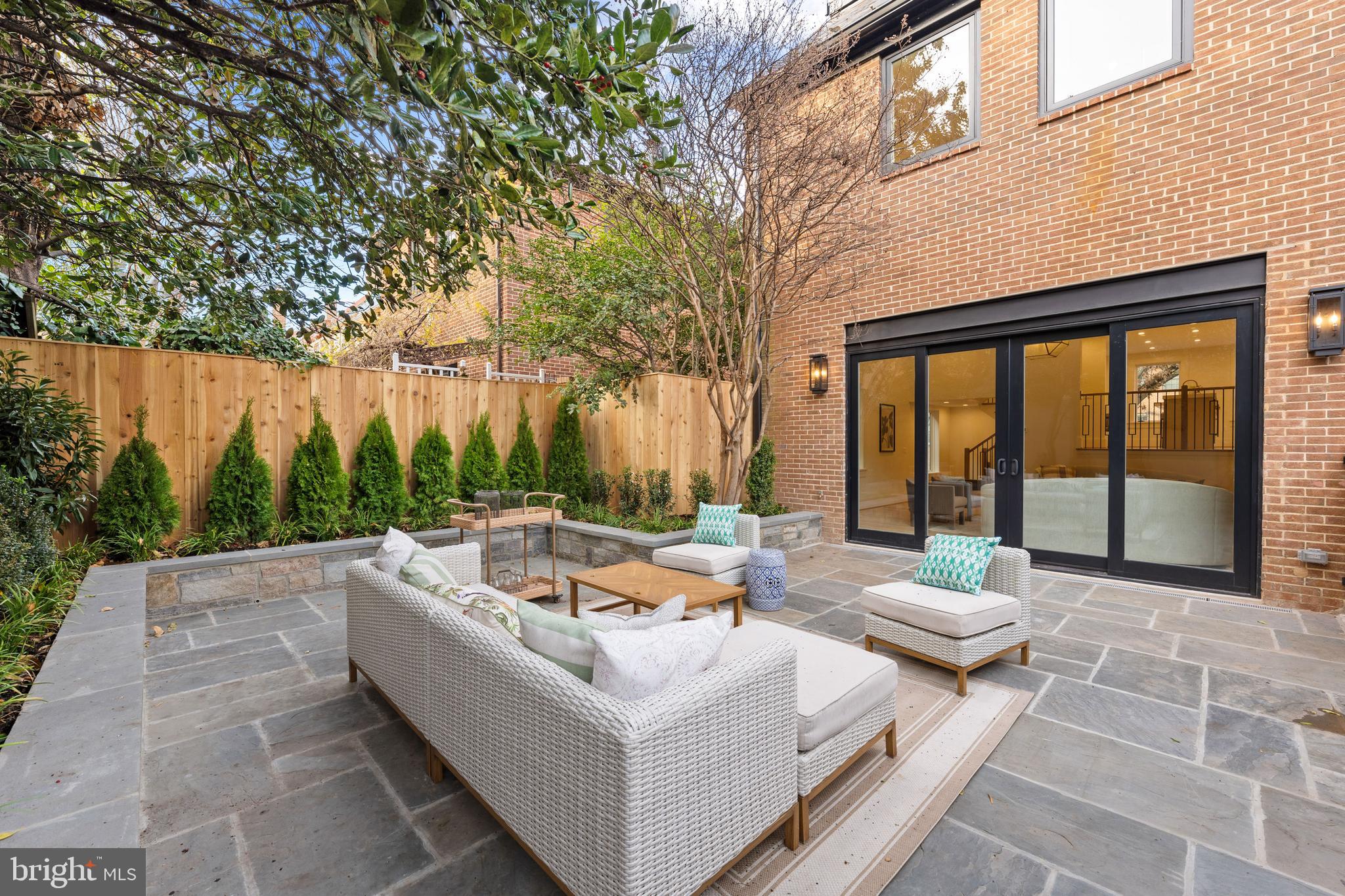 OLD TOWN - Residential