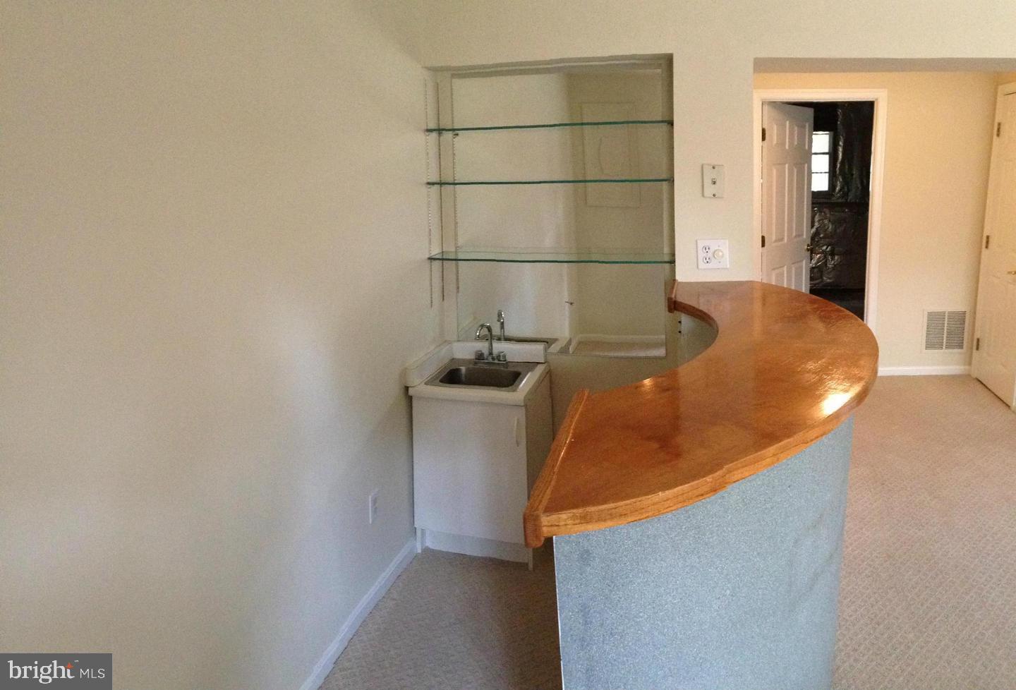 HERITAGE ESTATES - Residential Lease