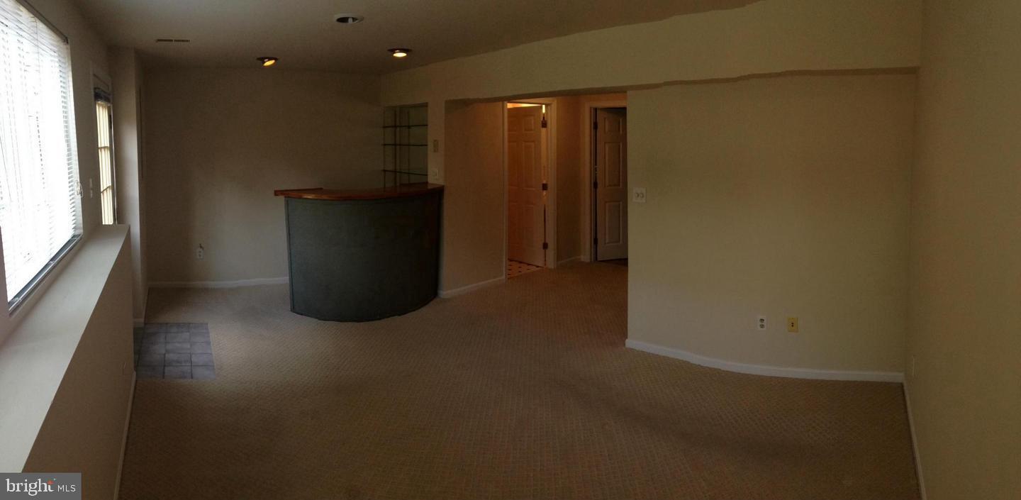 HERITAGE ESTATES - Residential Lease