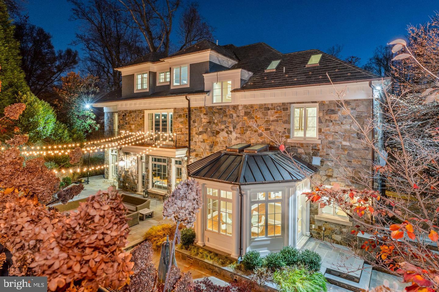 4869 GLENBROOK ROAD NW