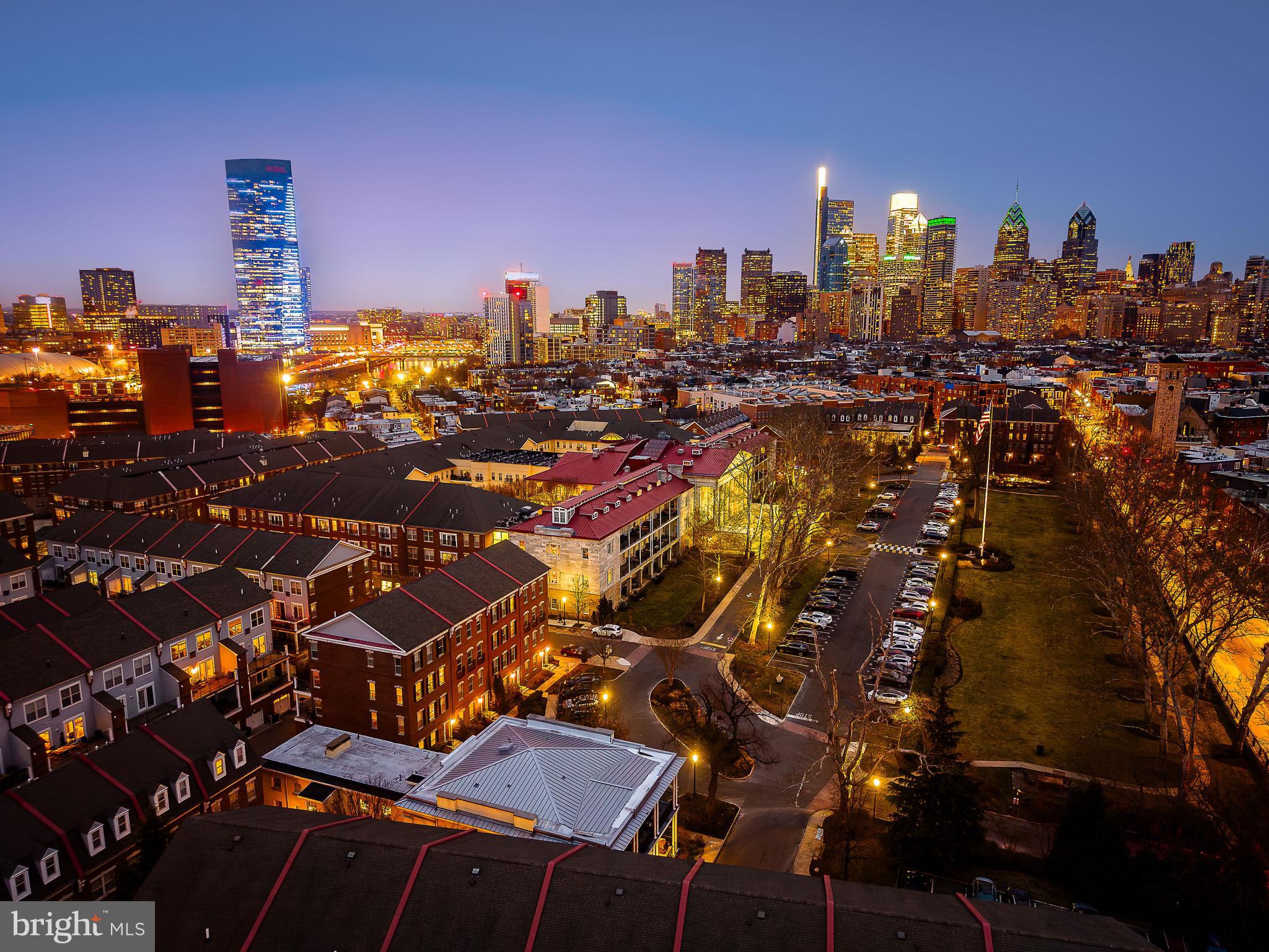 NAVAL SQUARE - Residential