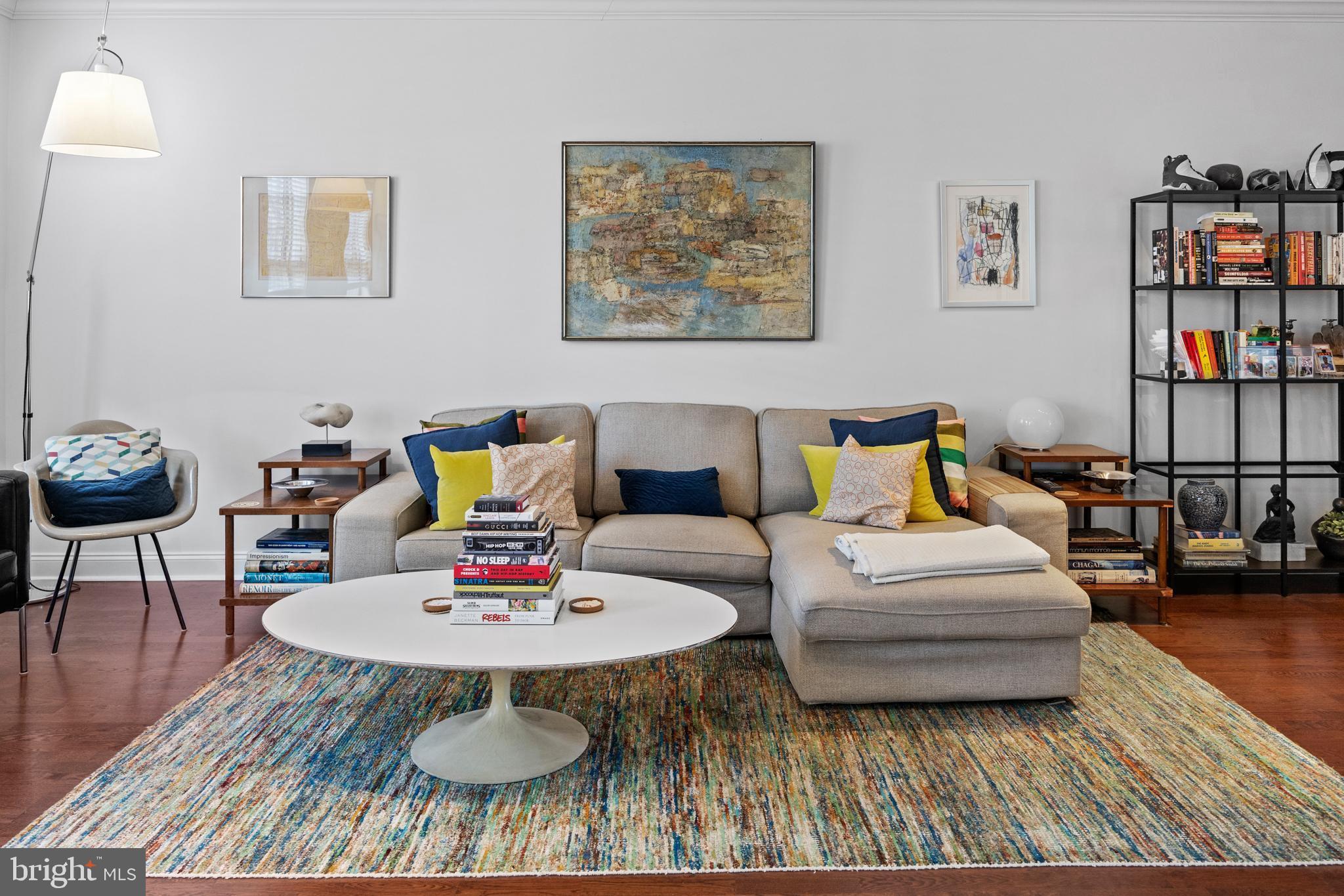 NAVAL SQUARE - Residential