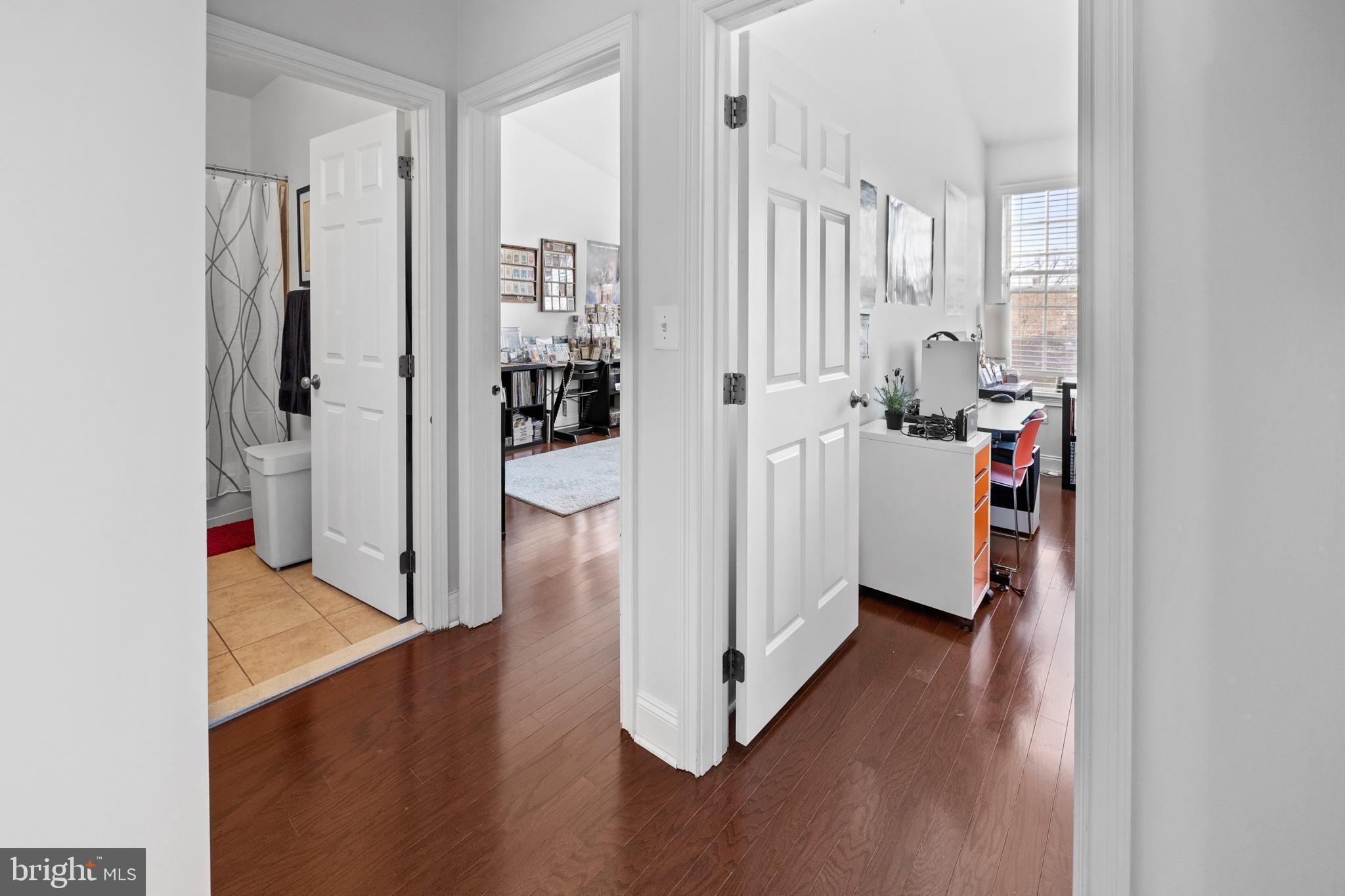 NAVAL SQUARE - Residential