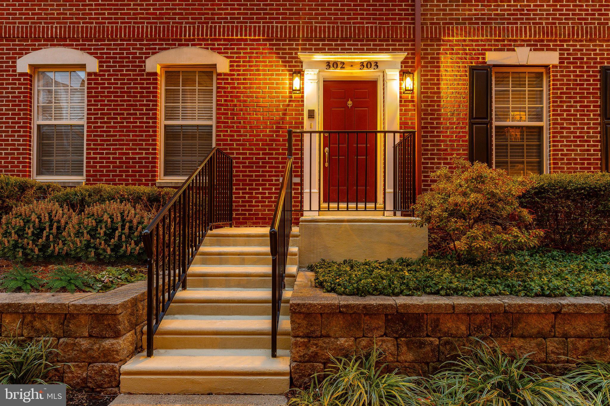 NAVAL SQUARE - Residential