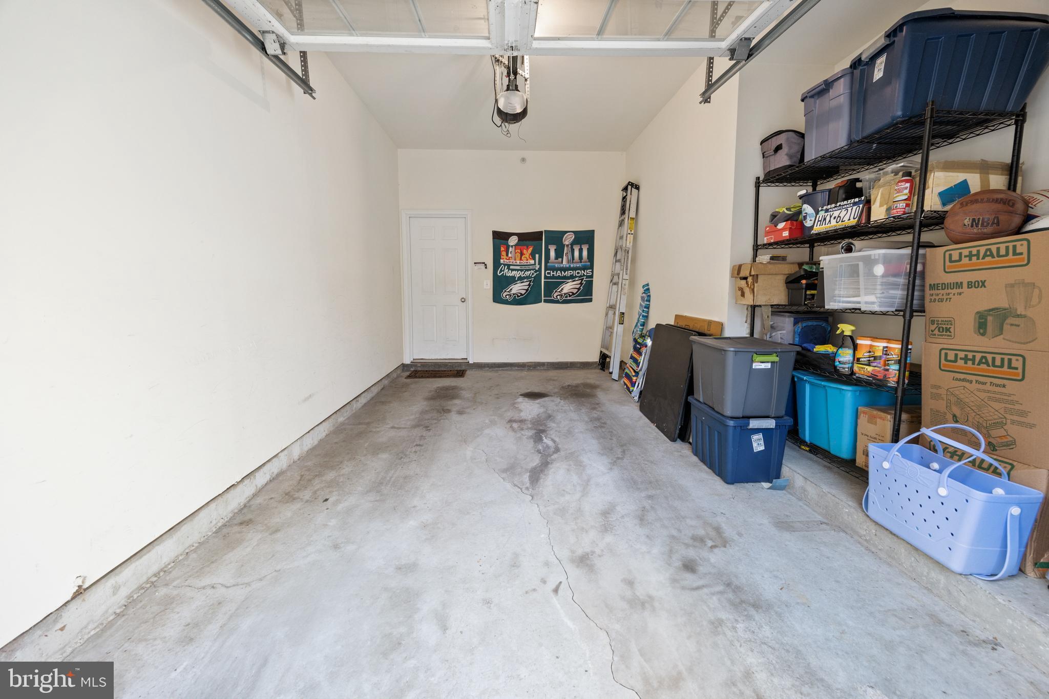 NAVAL SQUARE - Residential