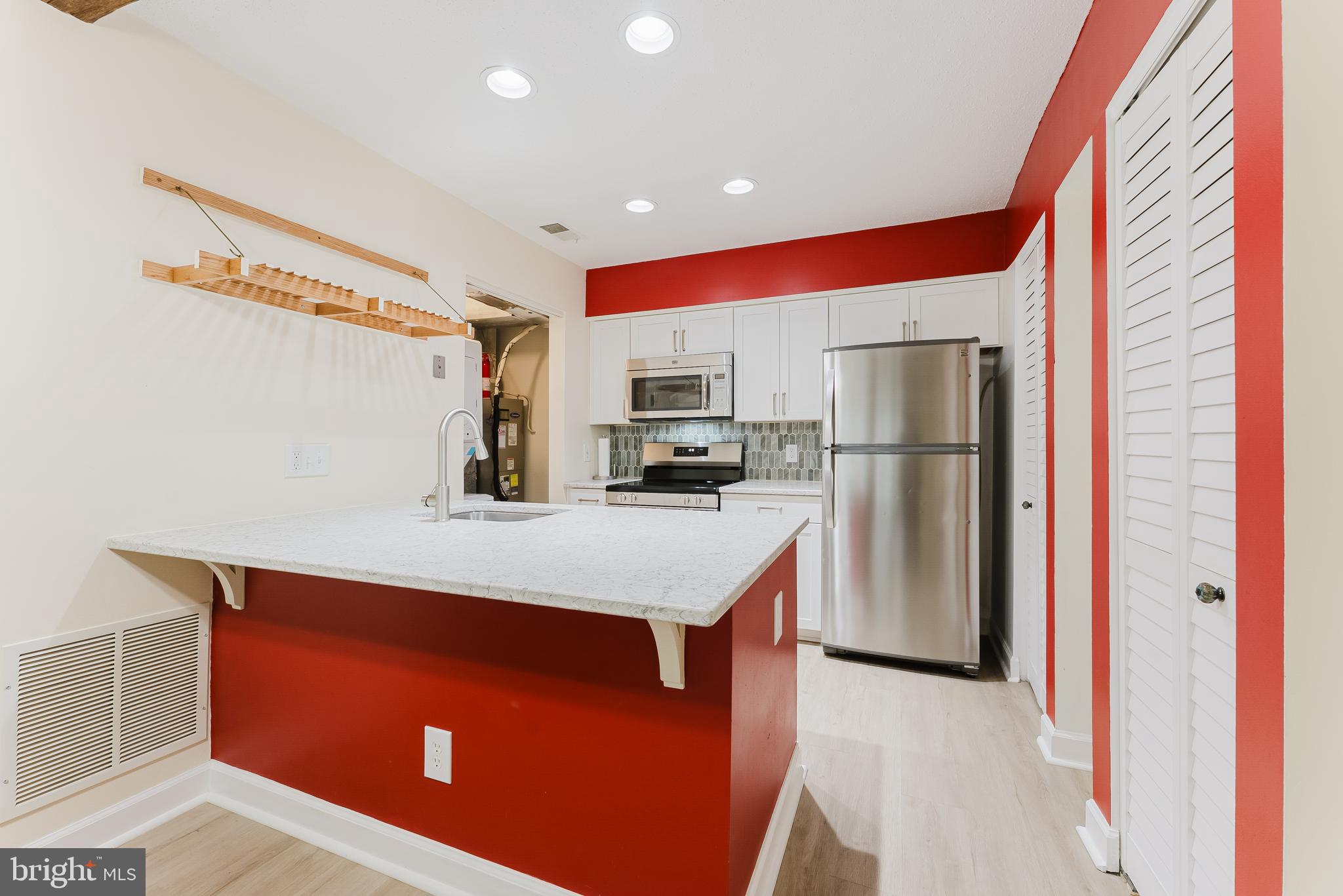 THE COVE - Residential