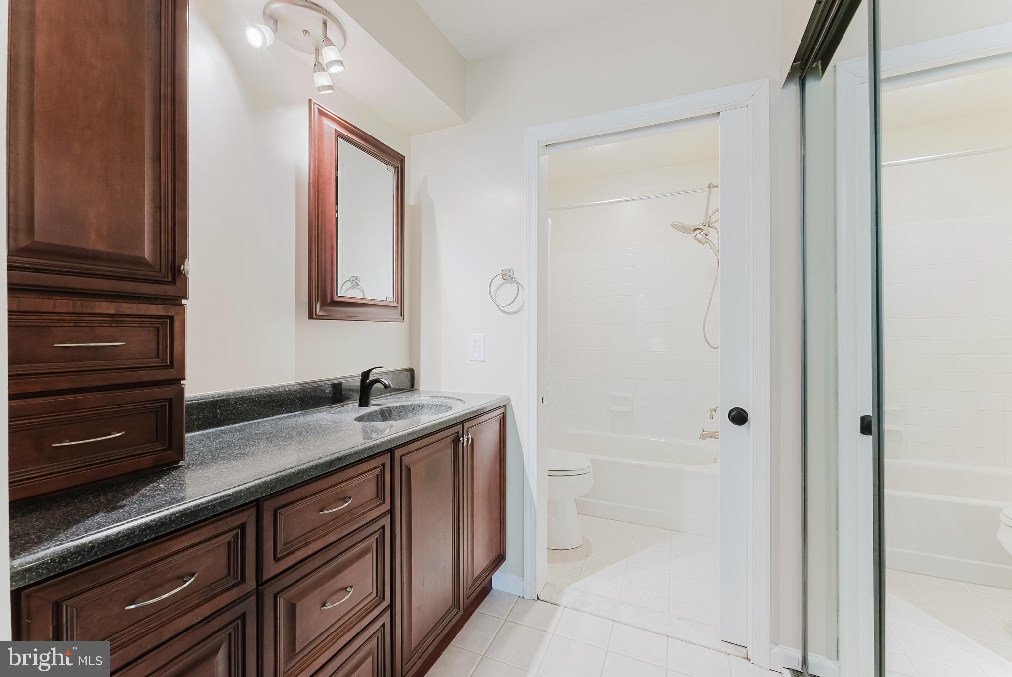 THE COVE - Residential