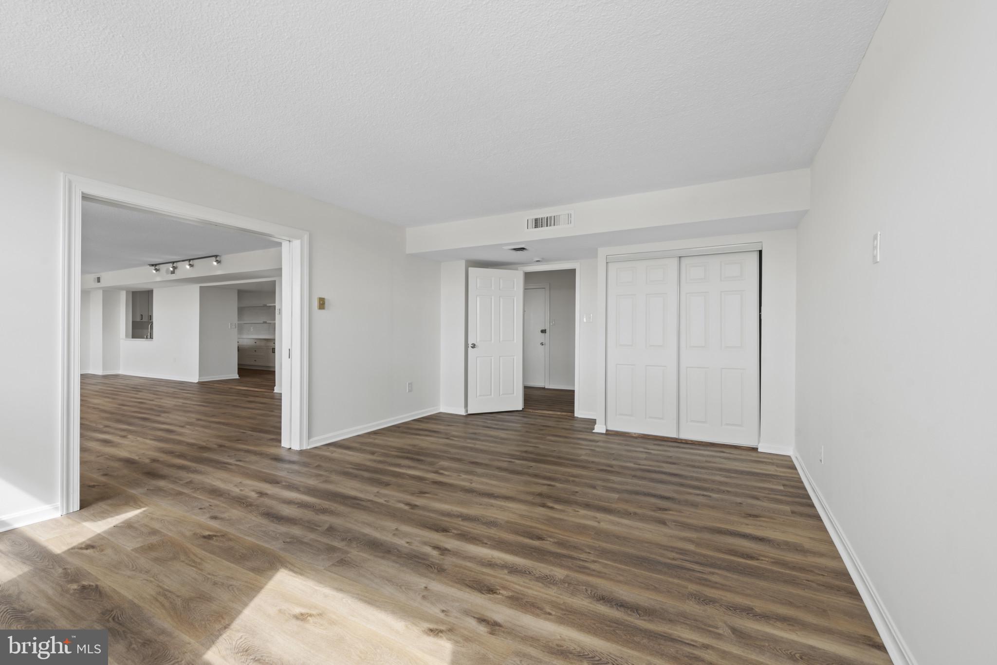 MOUNT VERNON - Residential