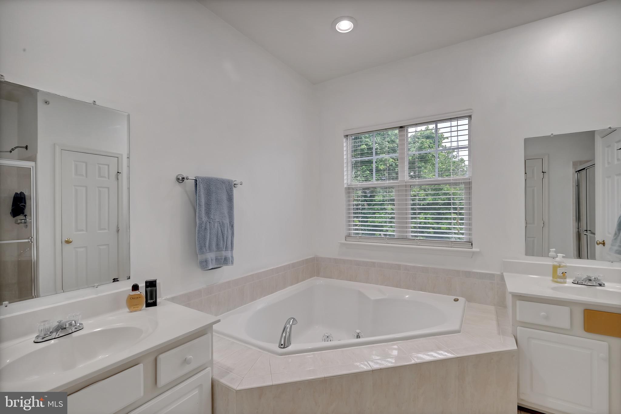 BRAEMAR             PH 4 - Residential