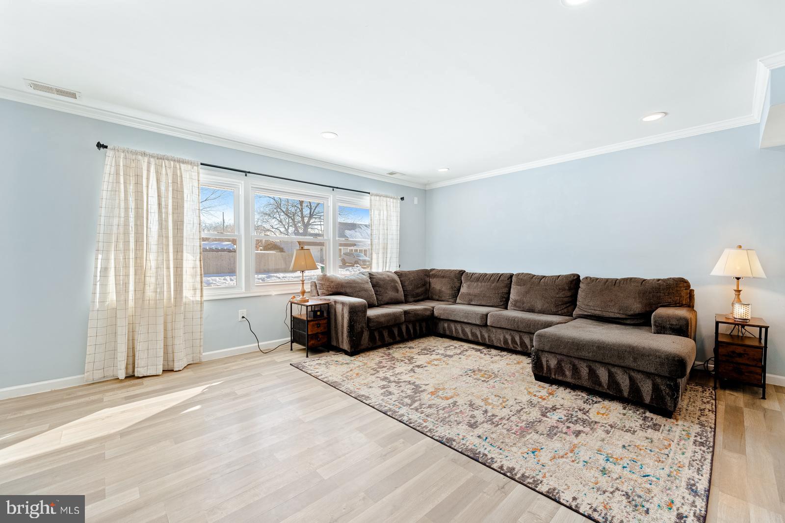 LEVITTOWN - Residential