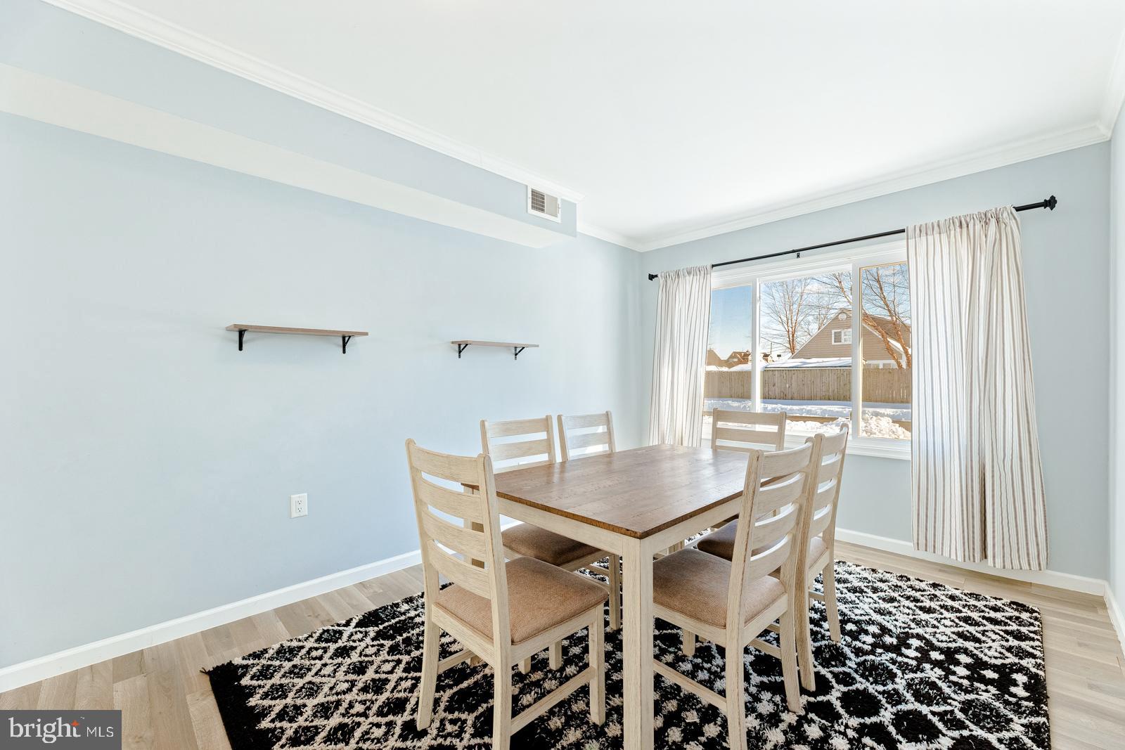 LEVITTOWN - Residential