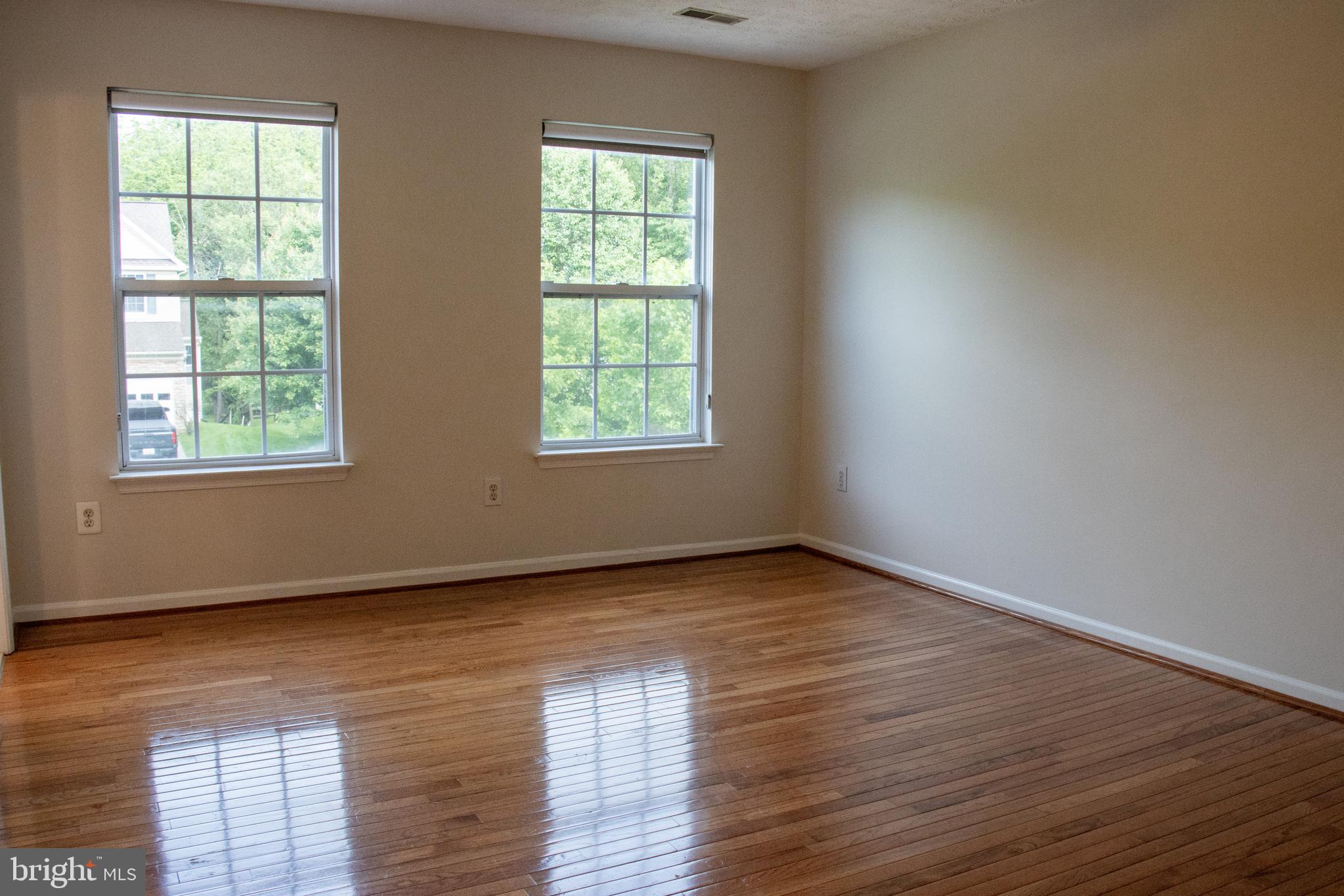 RIVERHILL - Residential Lease