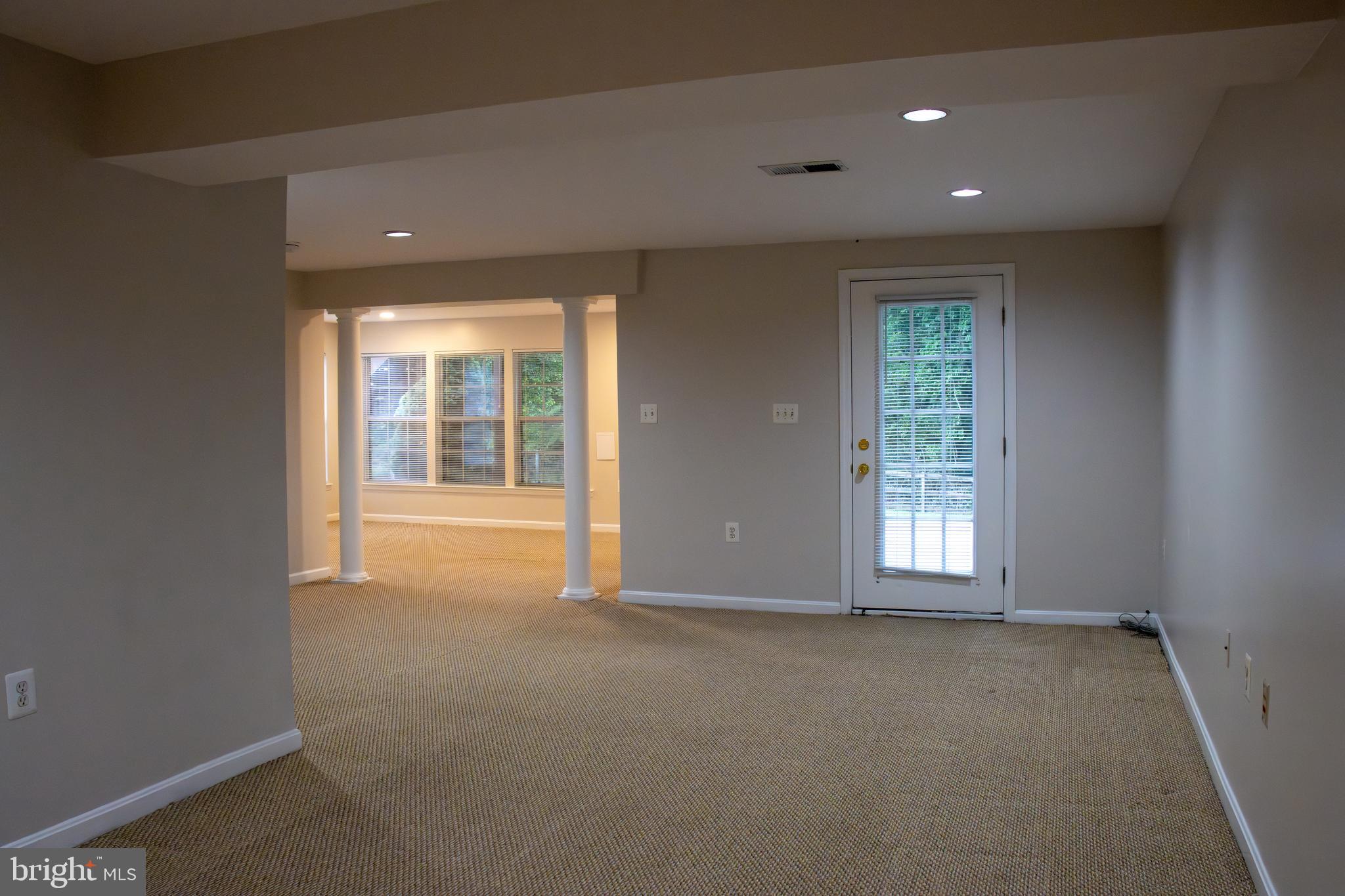 RIVERHILL - Residential Lease