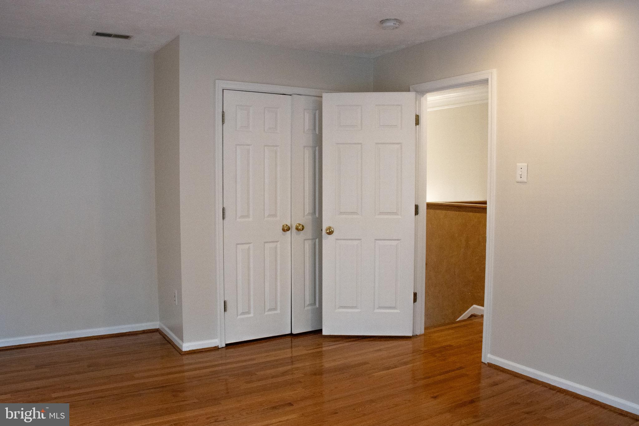 RIVERHILL - Residential Lease