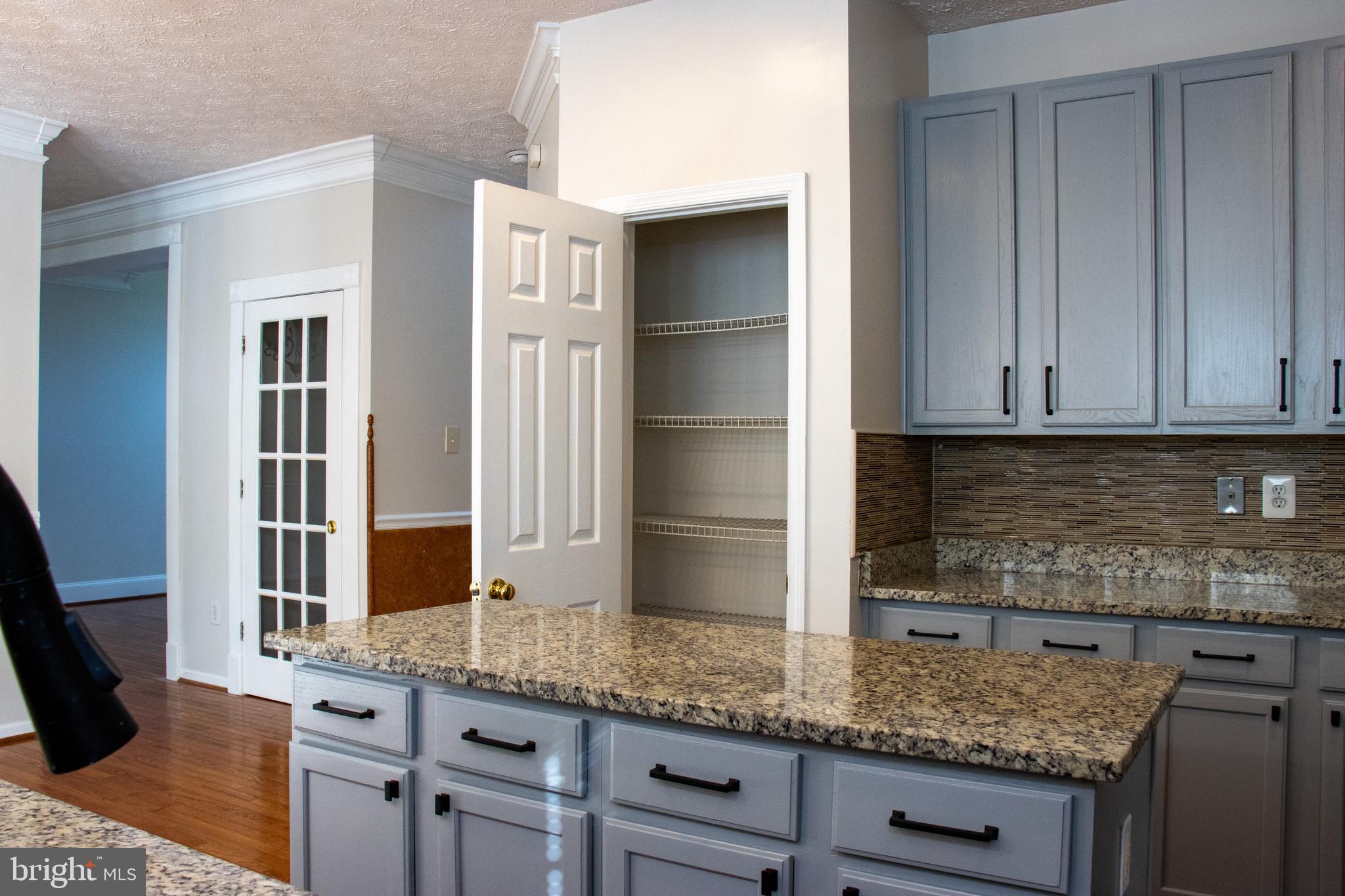 RIVERHILL - Residential Lease