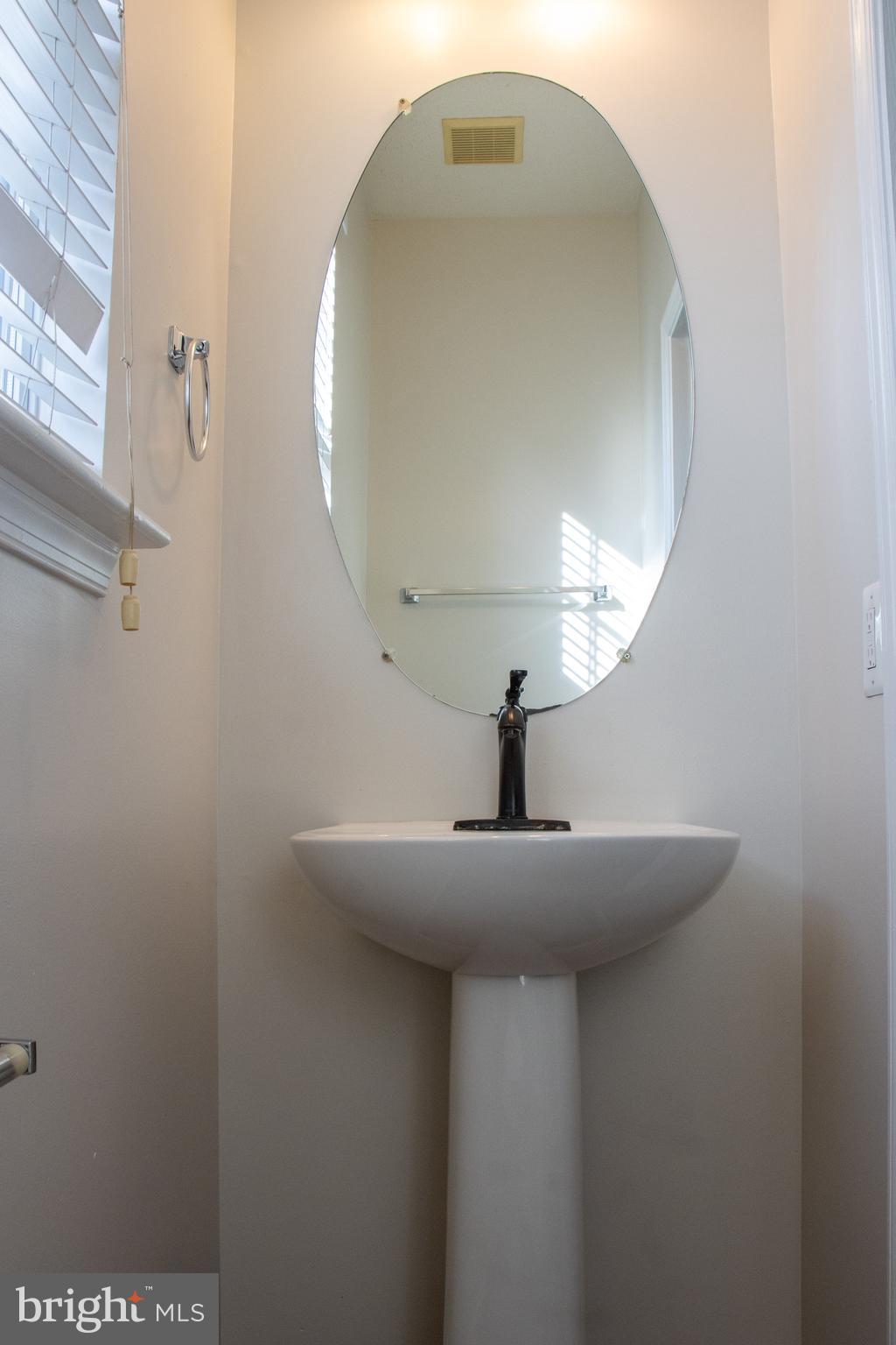 RIVERHILL - Residential Lease