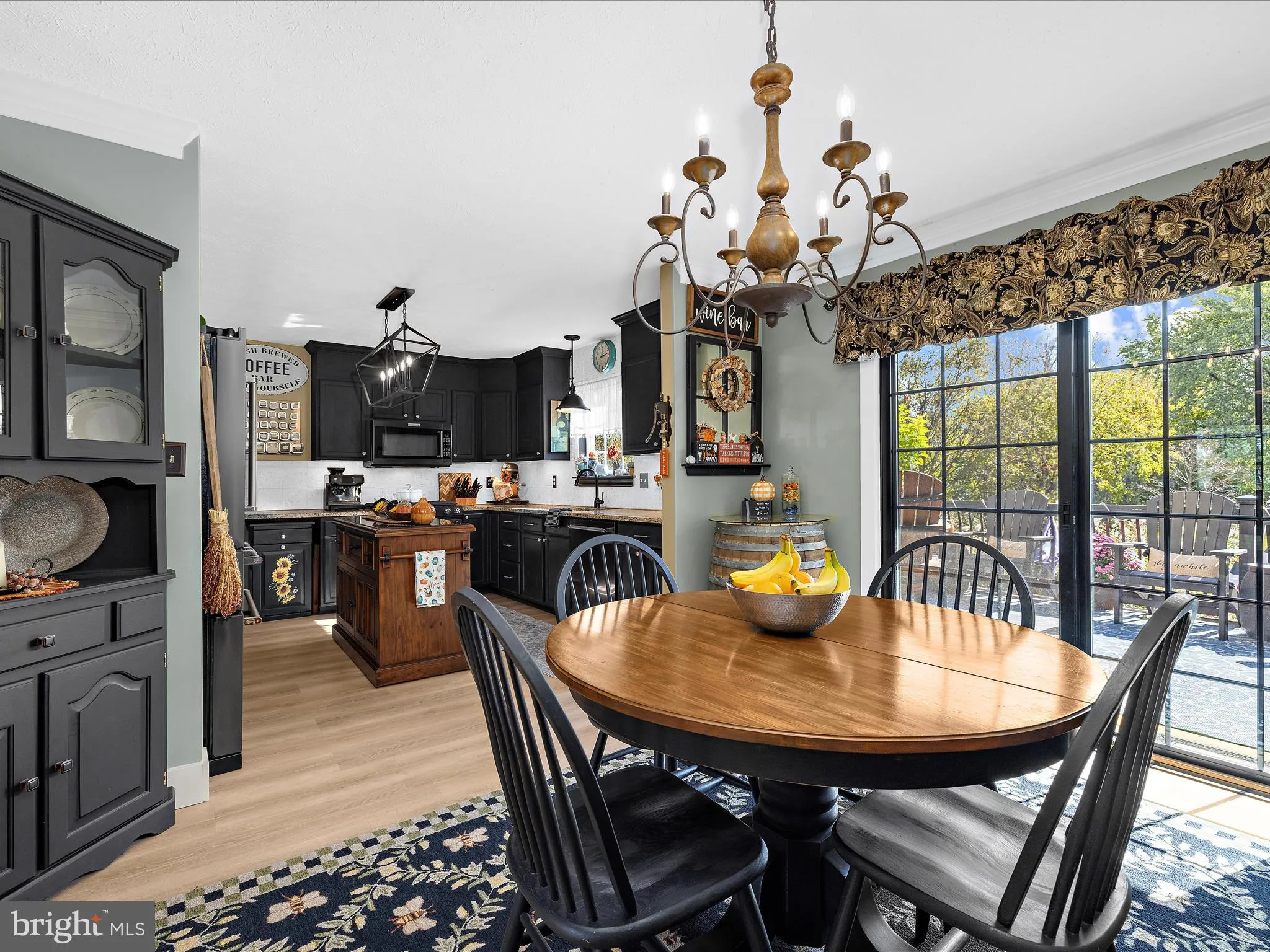 Baltimore, Maryland 21219, United States, 3 Bedrooms Bedrooms, ,3 BathroomsBathrooms,Residential,Coming Soon,230952