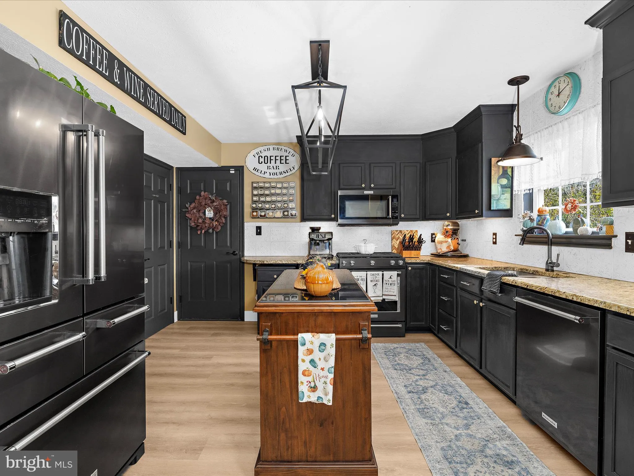 Baltimore, Maryland 21219, United States, 3 Bedrooms Bedrooms, ,3 BathroomsBathrooms,Residential,Coming Soon,230952