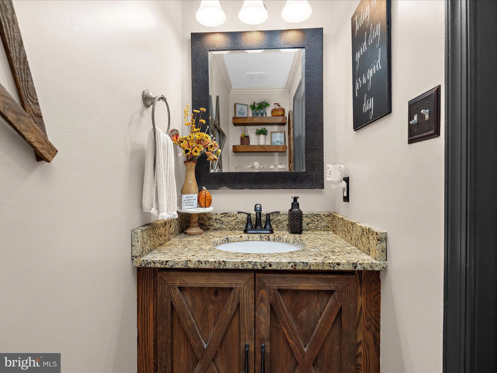 Baltimore, Maryland 21219, United States, 3 Bedrooms Bedrooms, ,3 BathroomsBathrooms,Residential,Coming Soon,230952