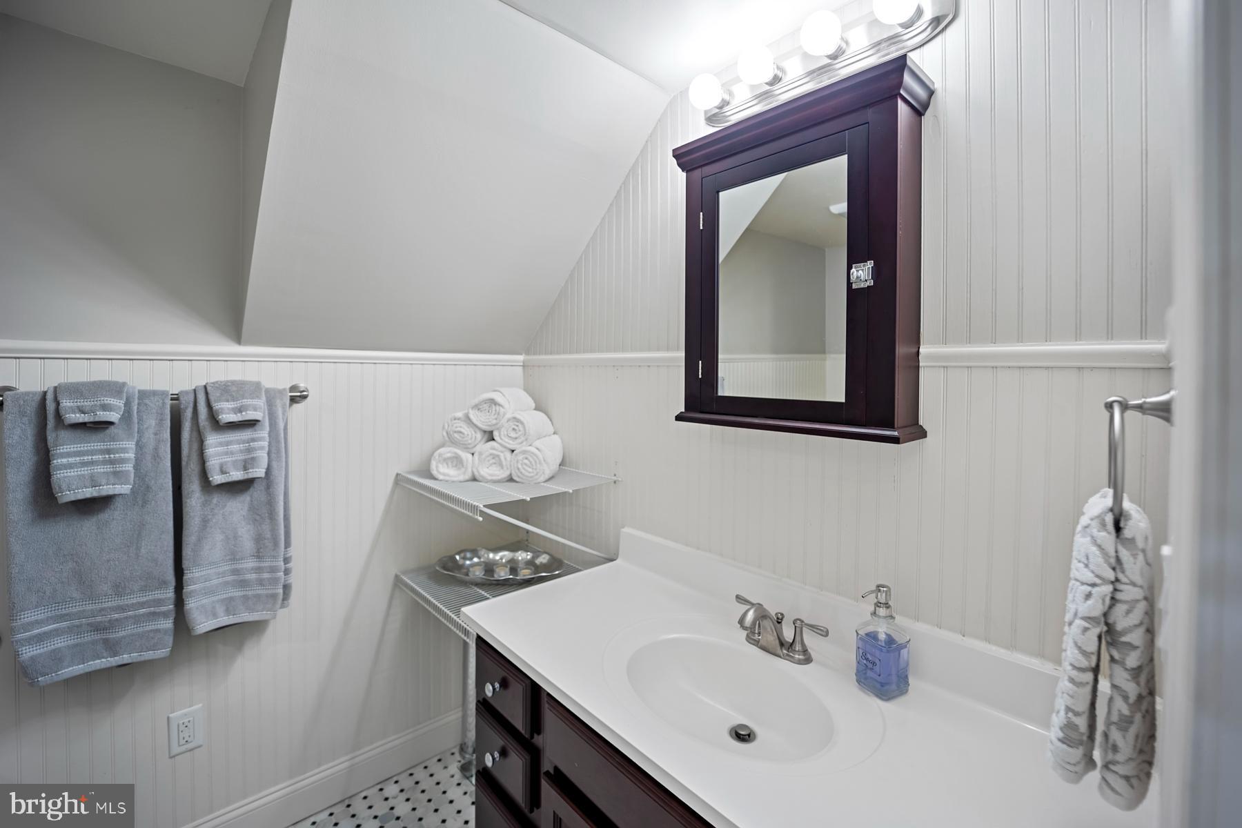 WATERSIDE - Residential