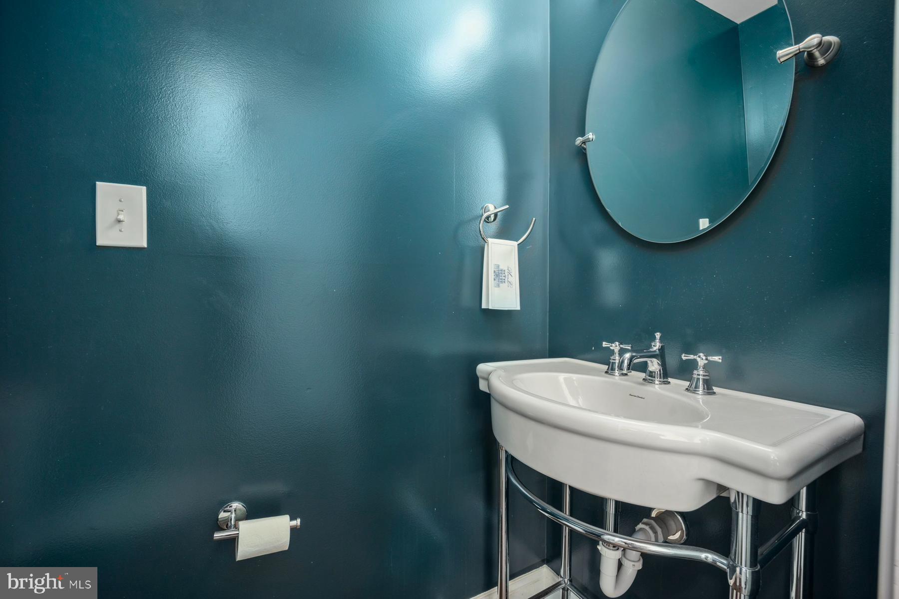 WATERSIDE - Residential