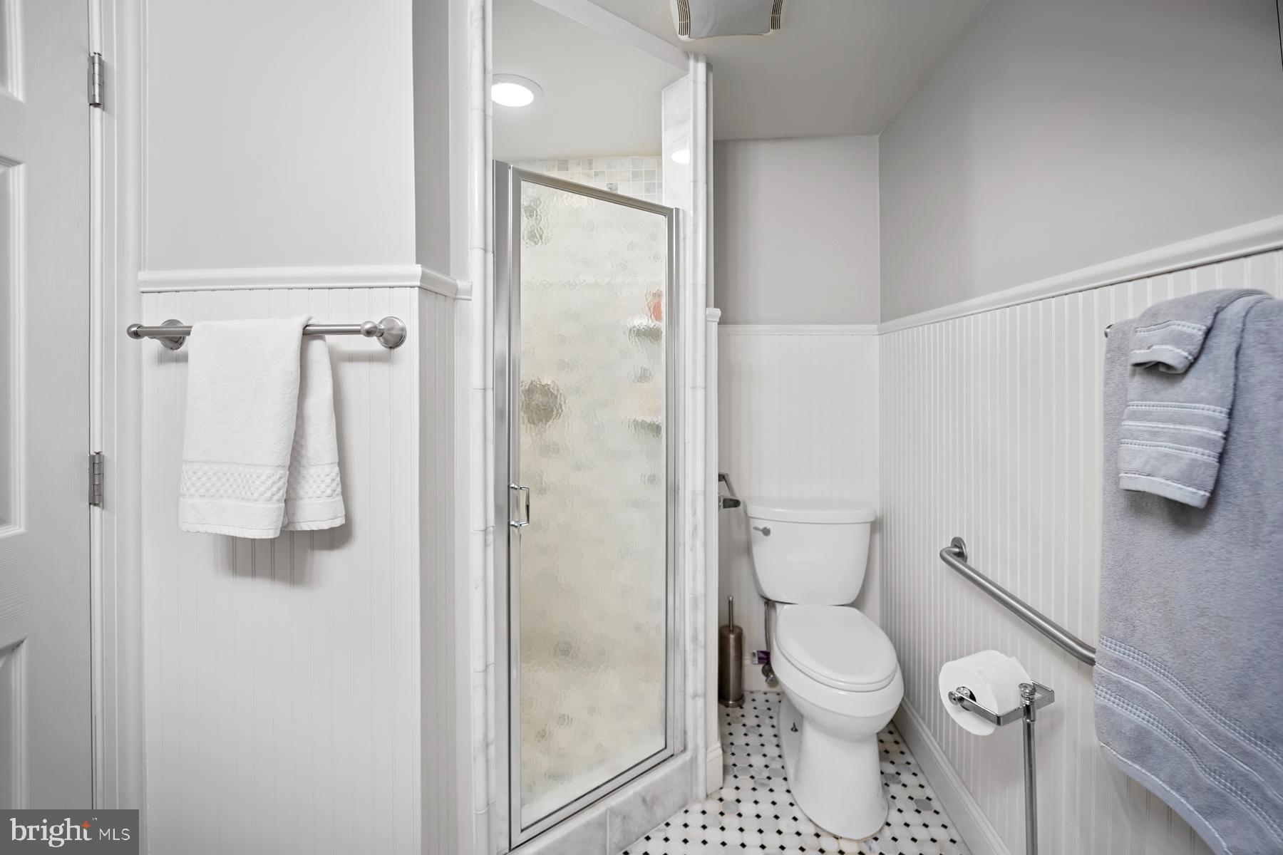 WATERSIDE - Residential