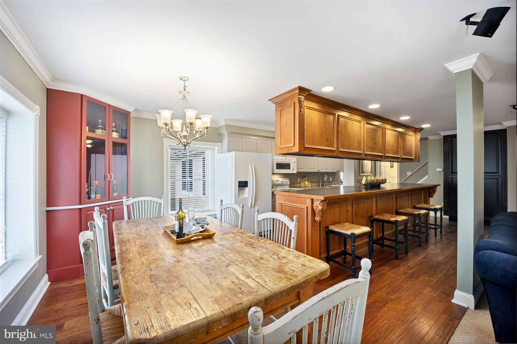 WATERSIDE - Residential