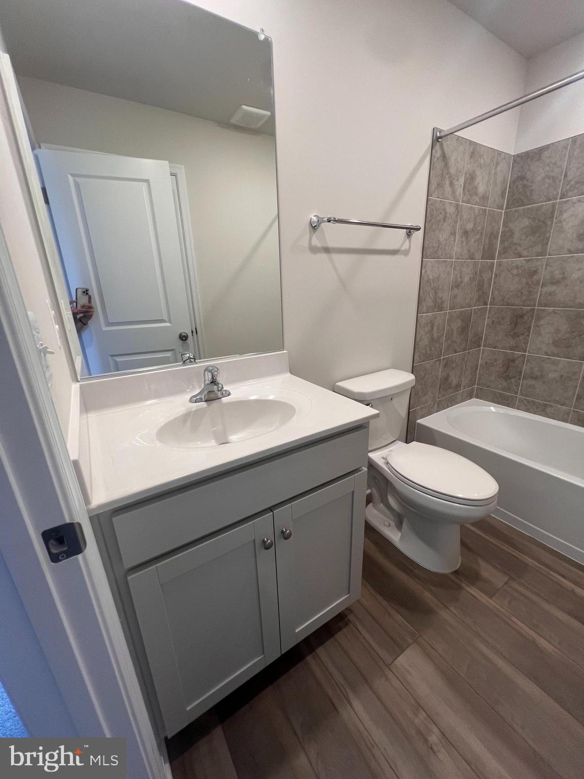 SHENANDOAH SPRINGS - Residential Lease