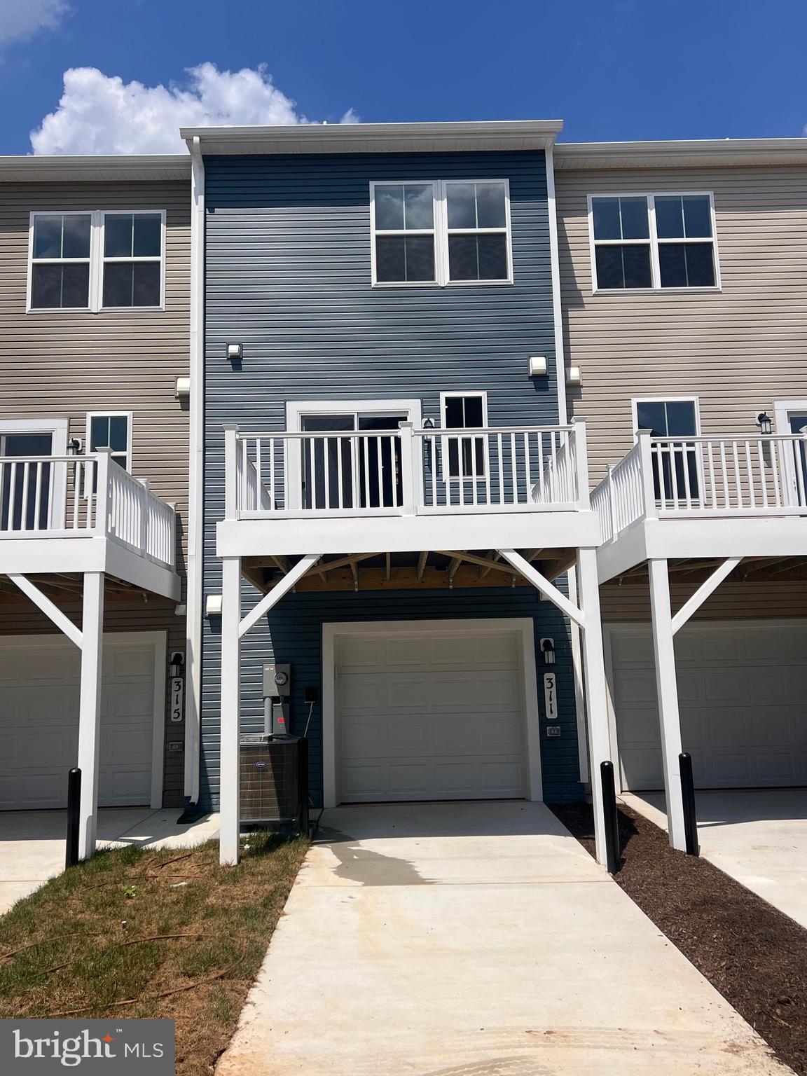 SHENANDOAH SPRINGS - Residential Lease