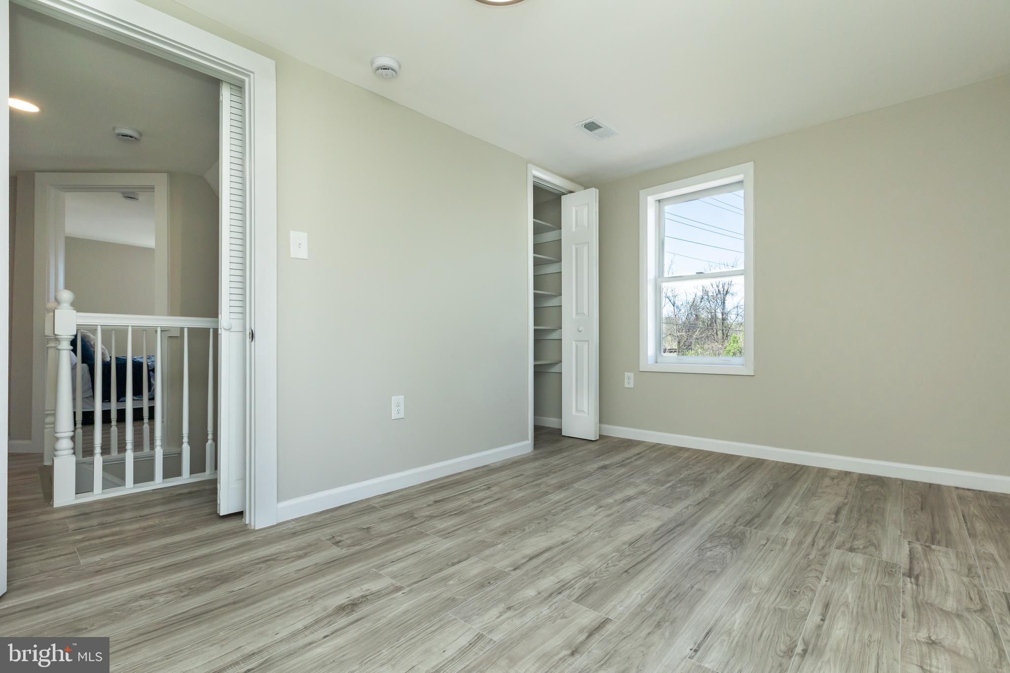 JOSHUA - Residential