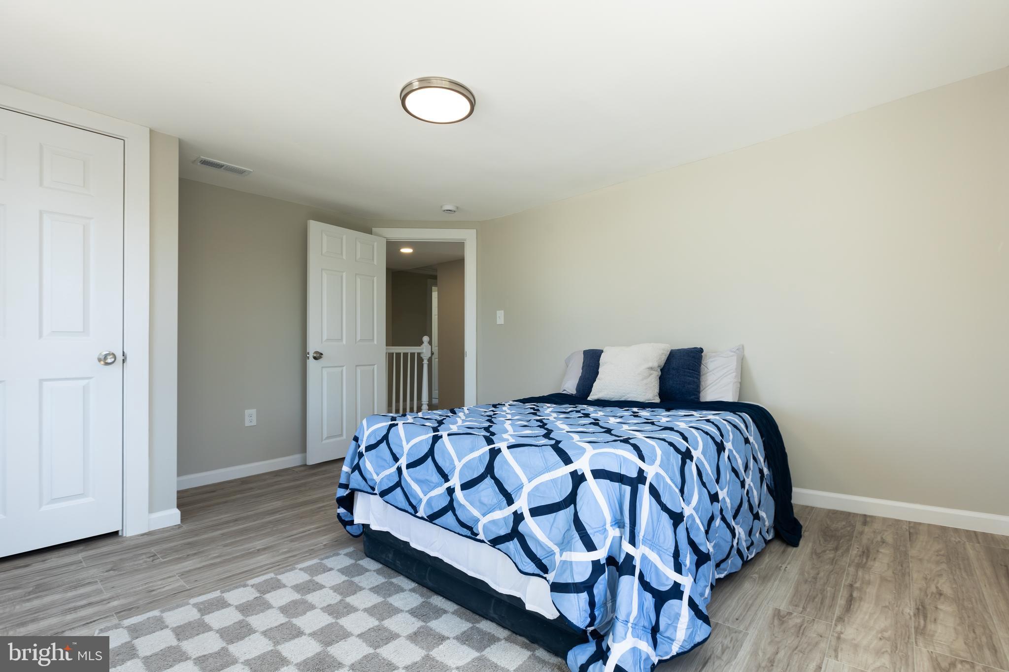 JOSHUA - Residential