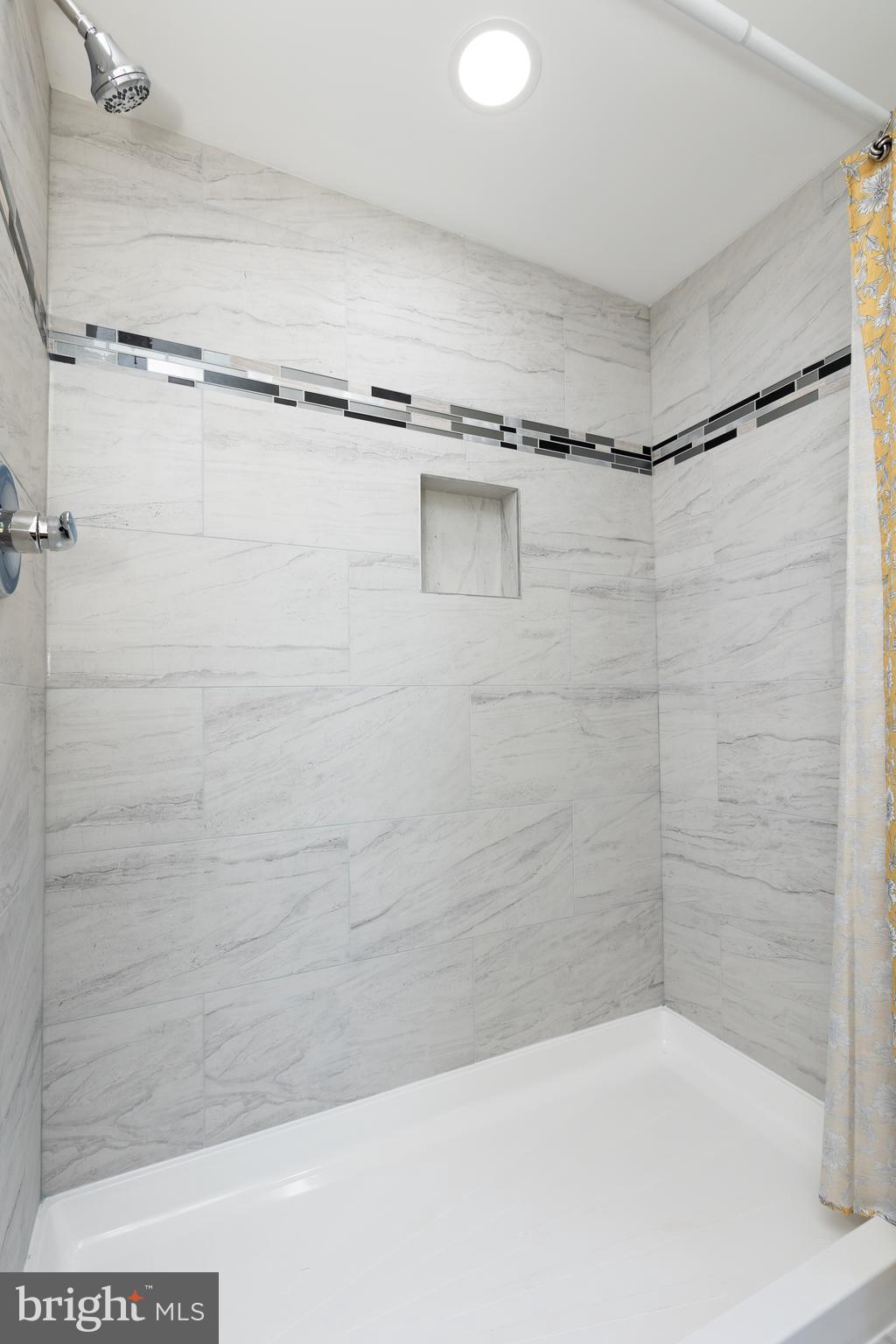 JOSHUA - Residential