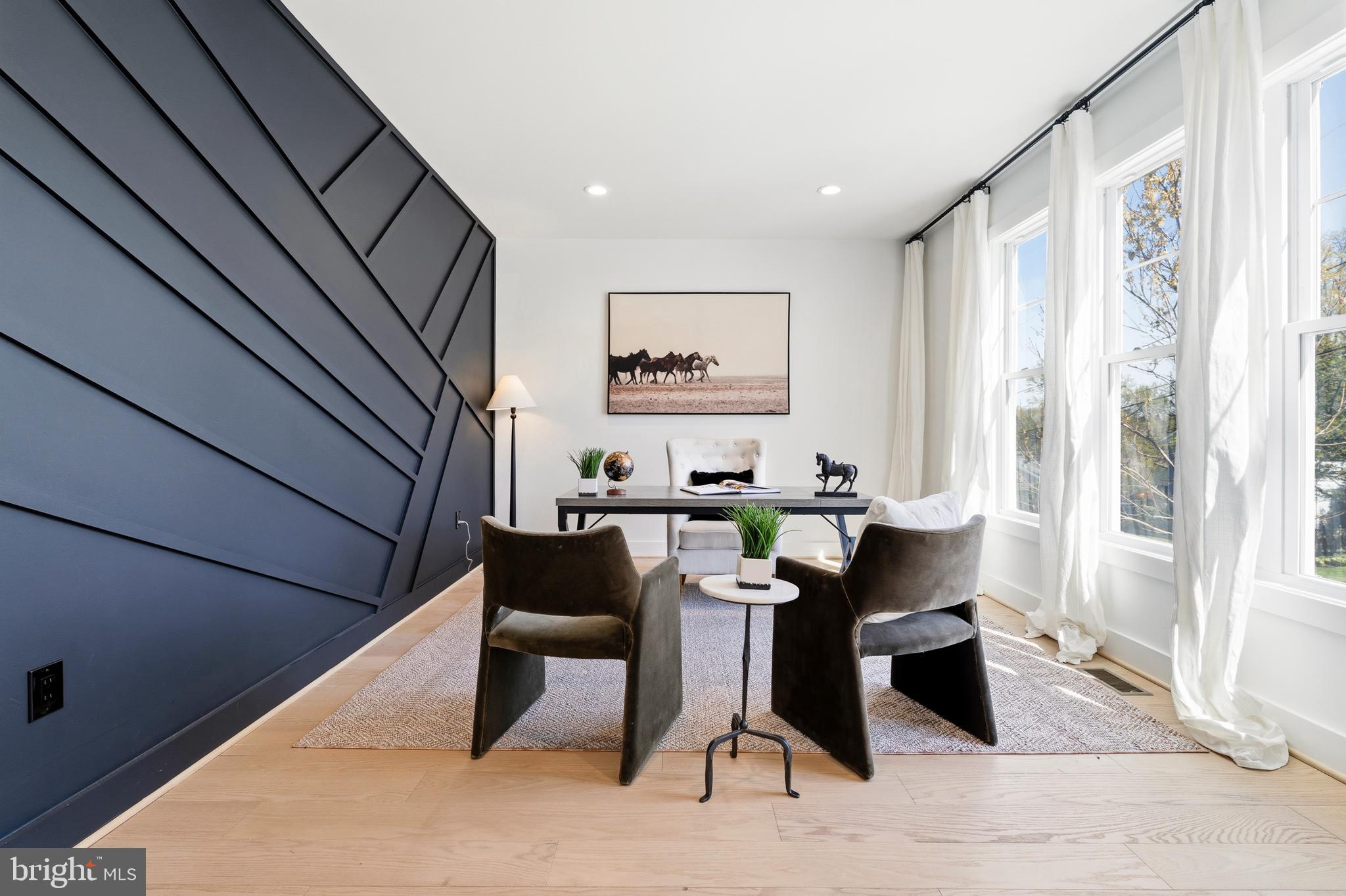 6806 FARRAGUT AVENUE