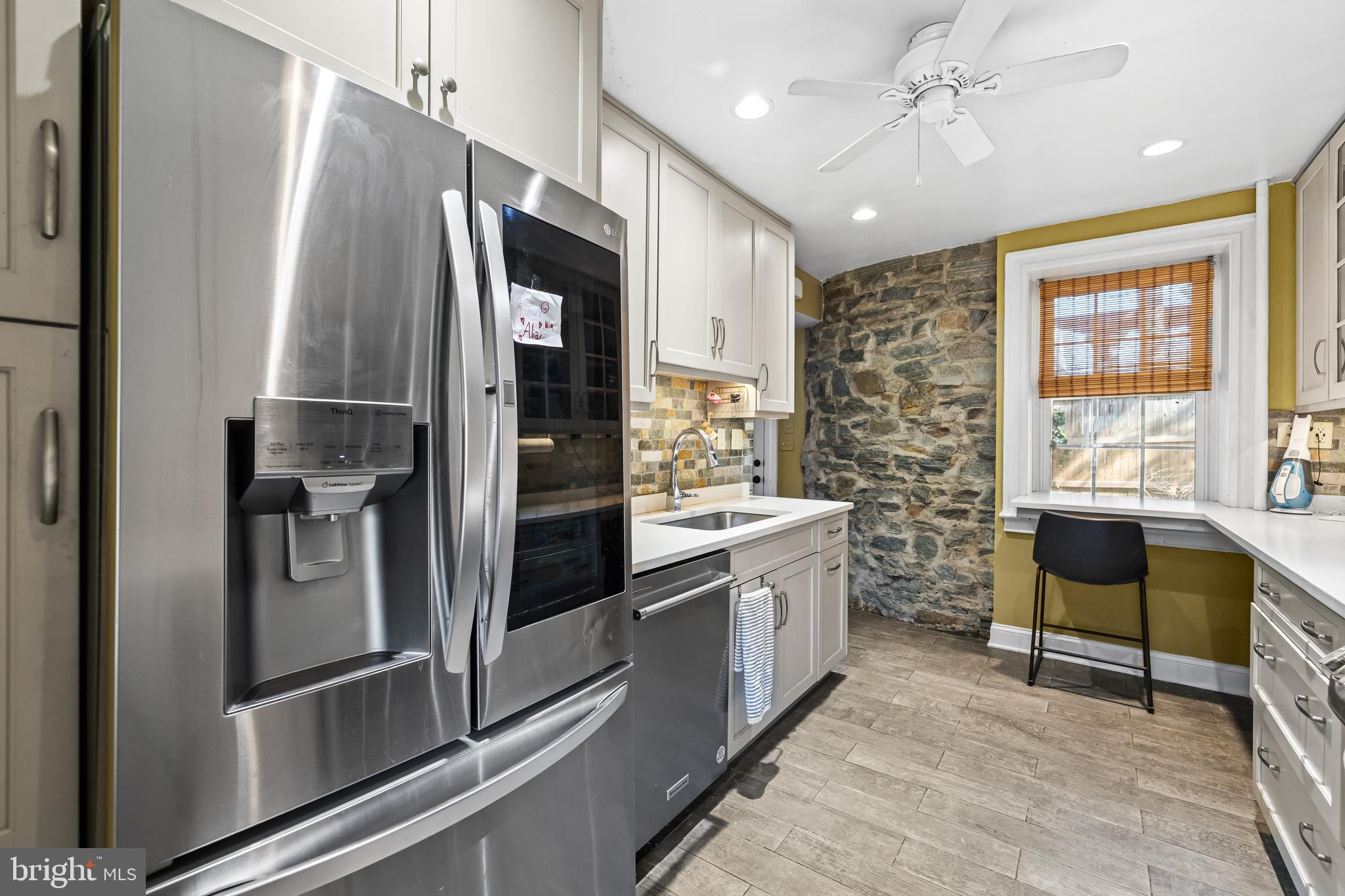 STONELEIGH - Residential