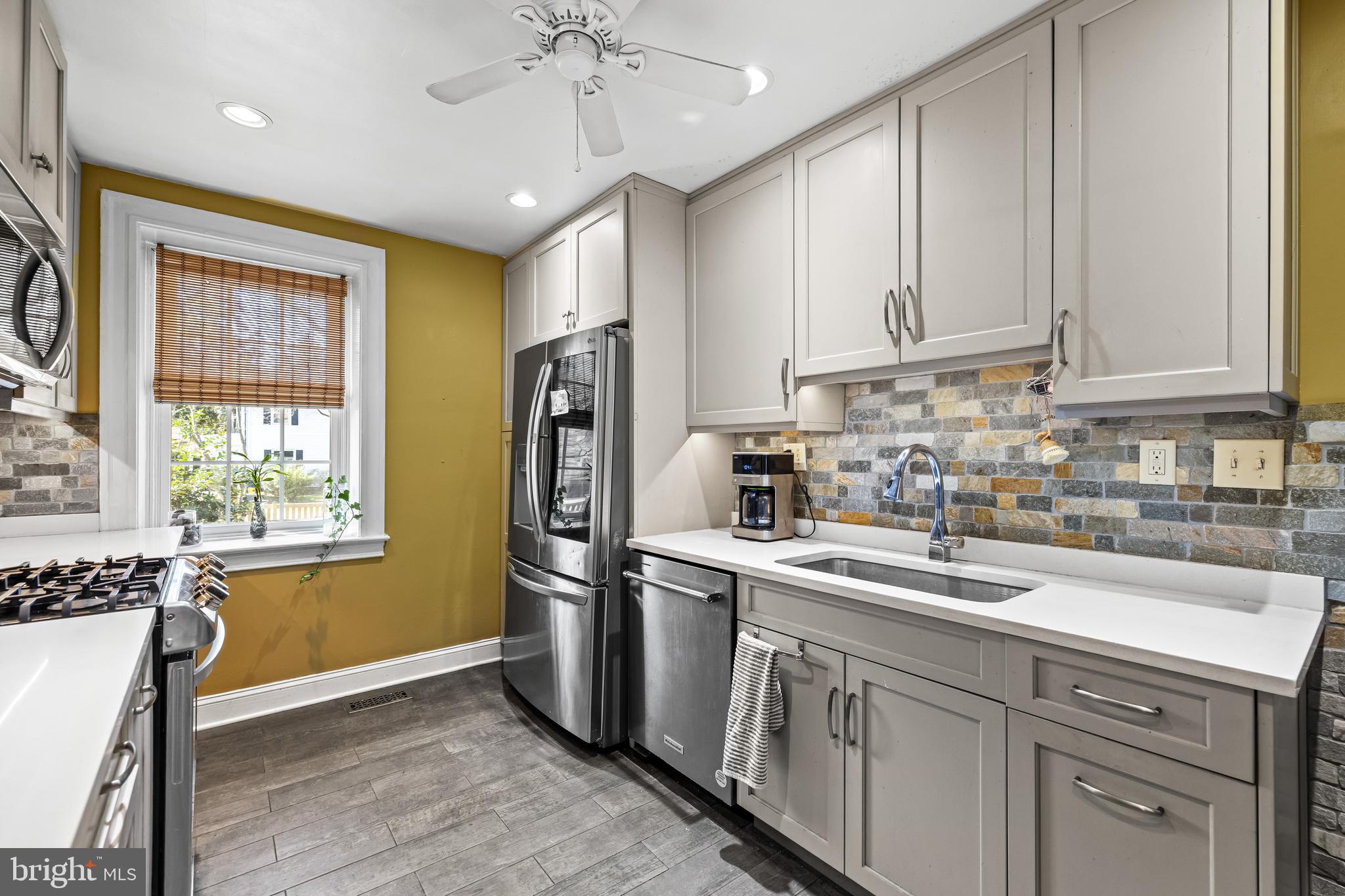 STONELEIGH - Residential