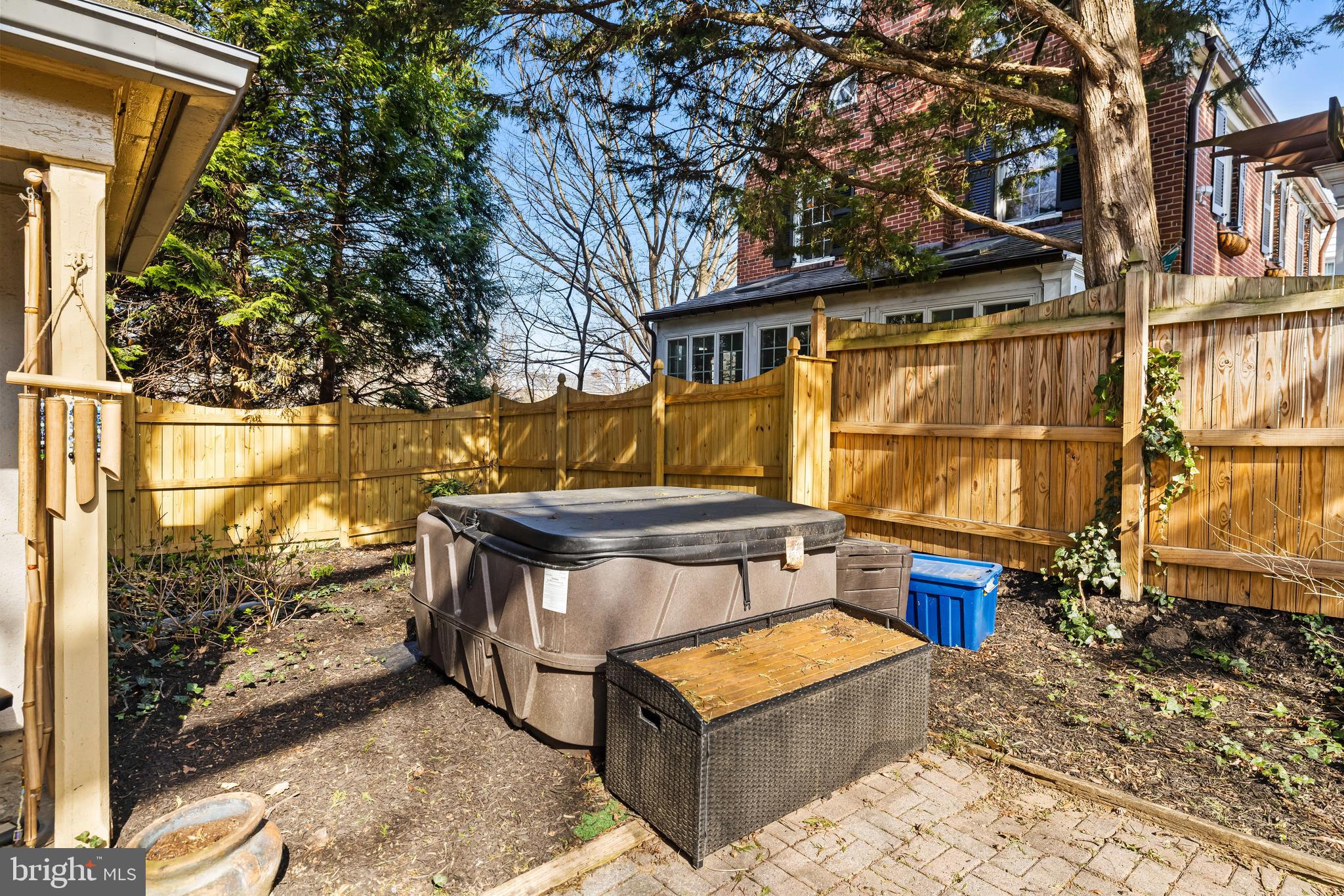 STONELEIGH - Residential