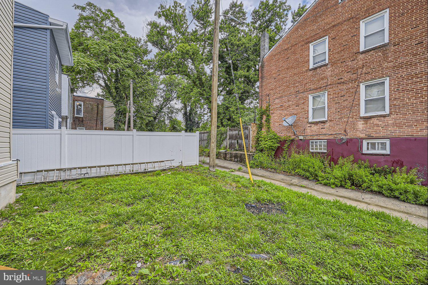 WOODBOURNE HEIGHTS - Residential