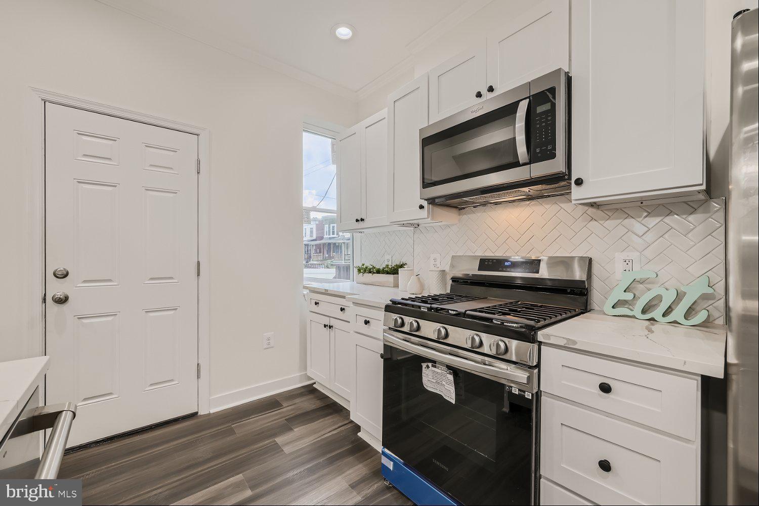 WOODBOURNE HEIGHTS - Residential