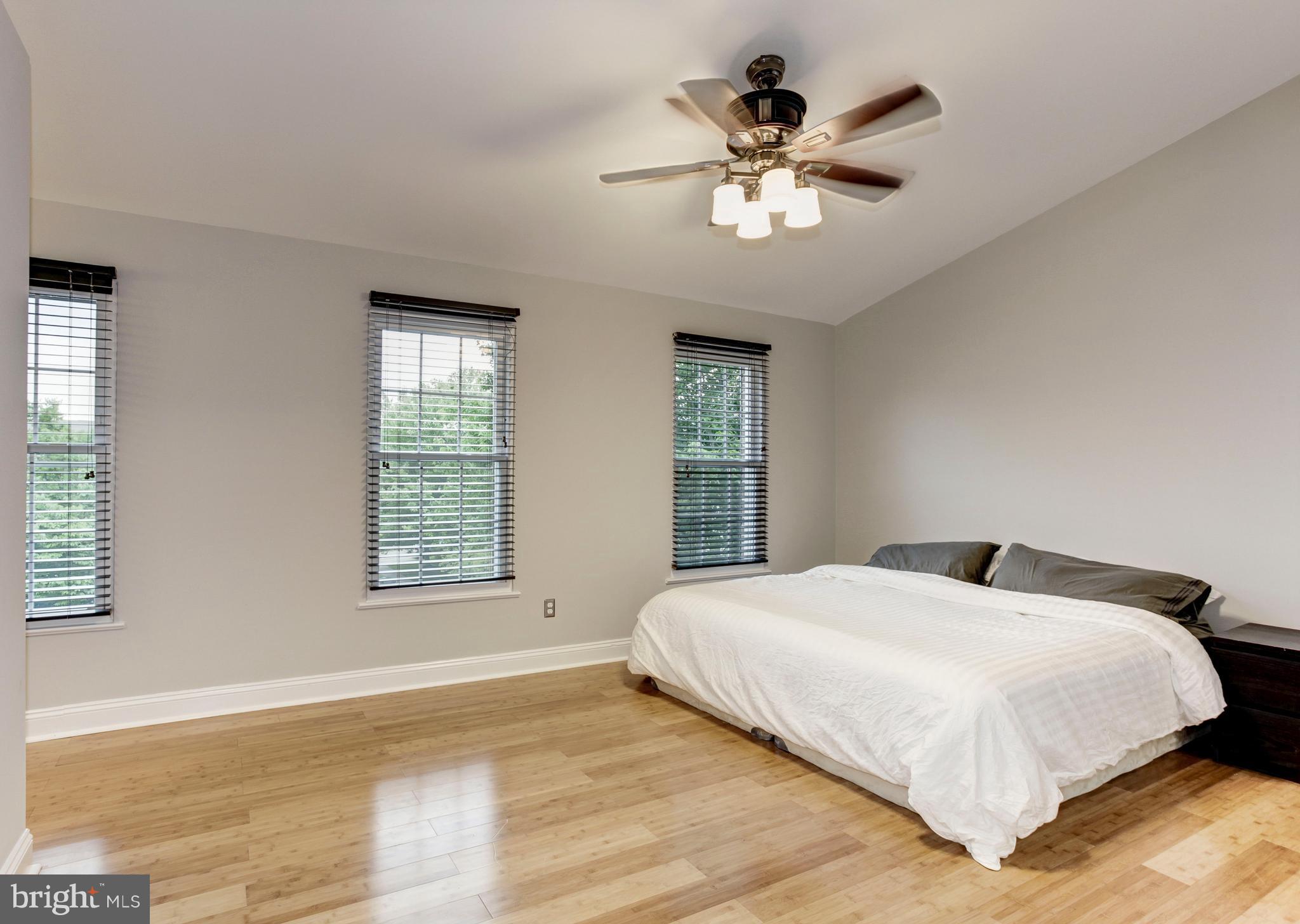 CENTRE RIDGE - Residential