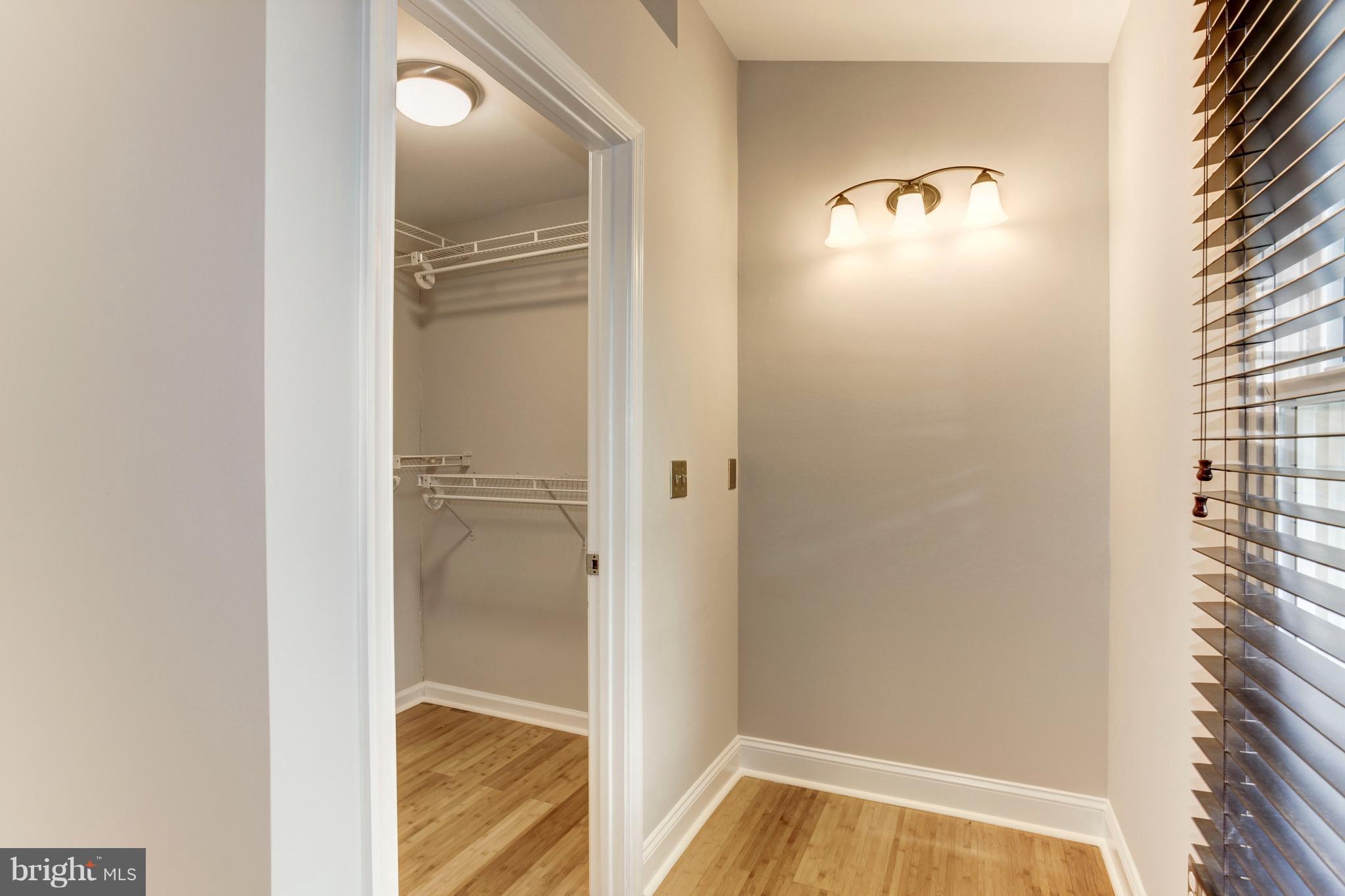 CENTRE RIDGE - Residential