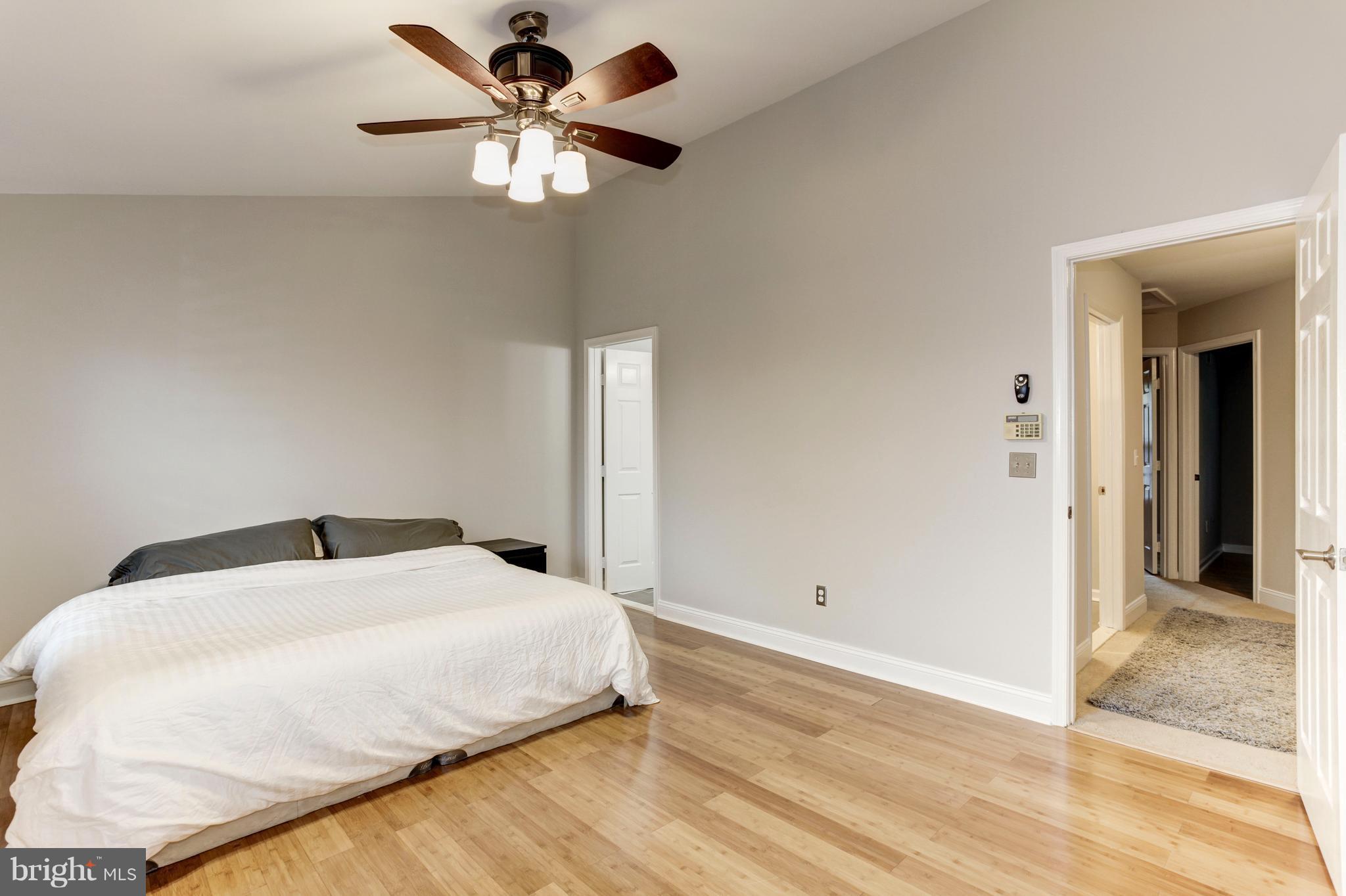 CENTRE RIDGE - Residential