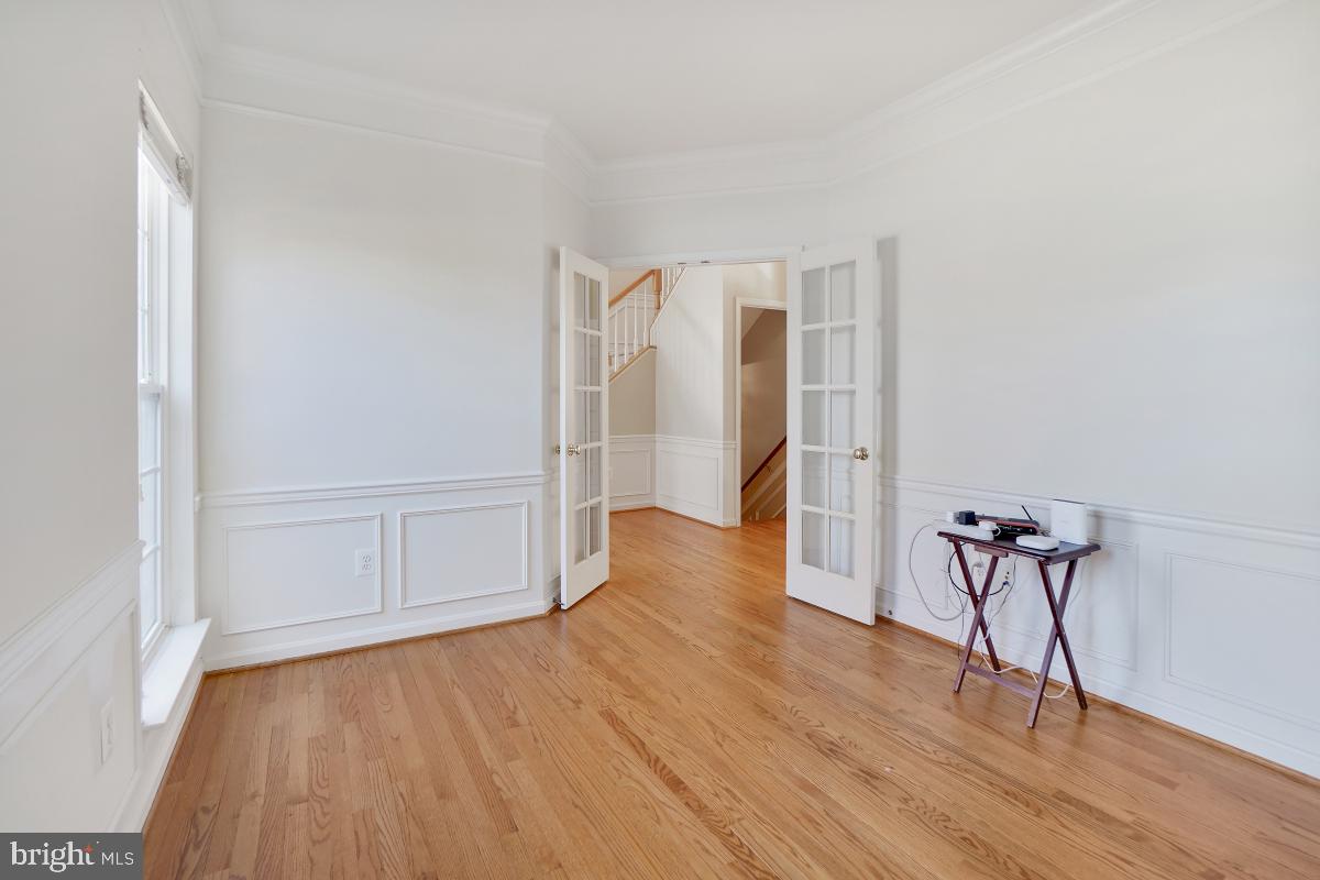 HOOVER FARM - Residential