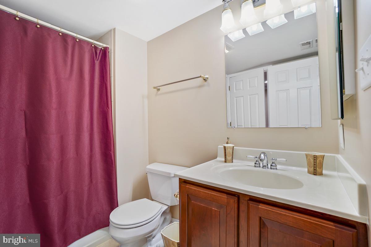 HOOVER FARM - Residential