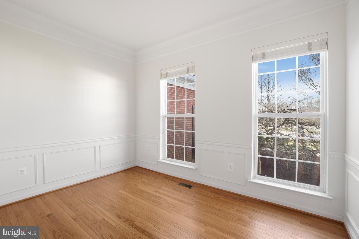 HOOVER FARM - Residential