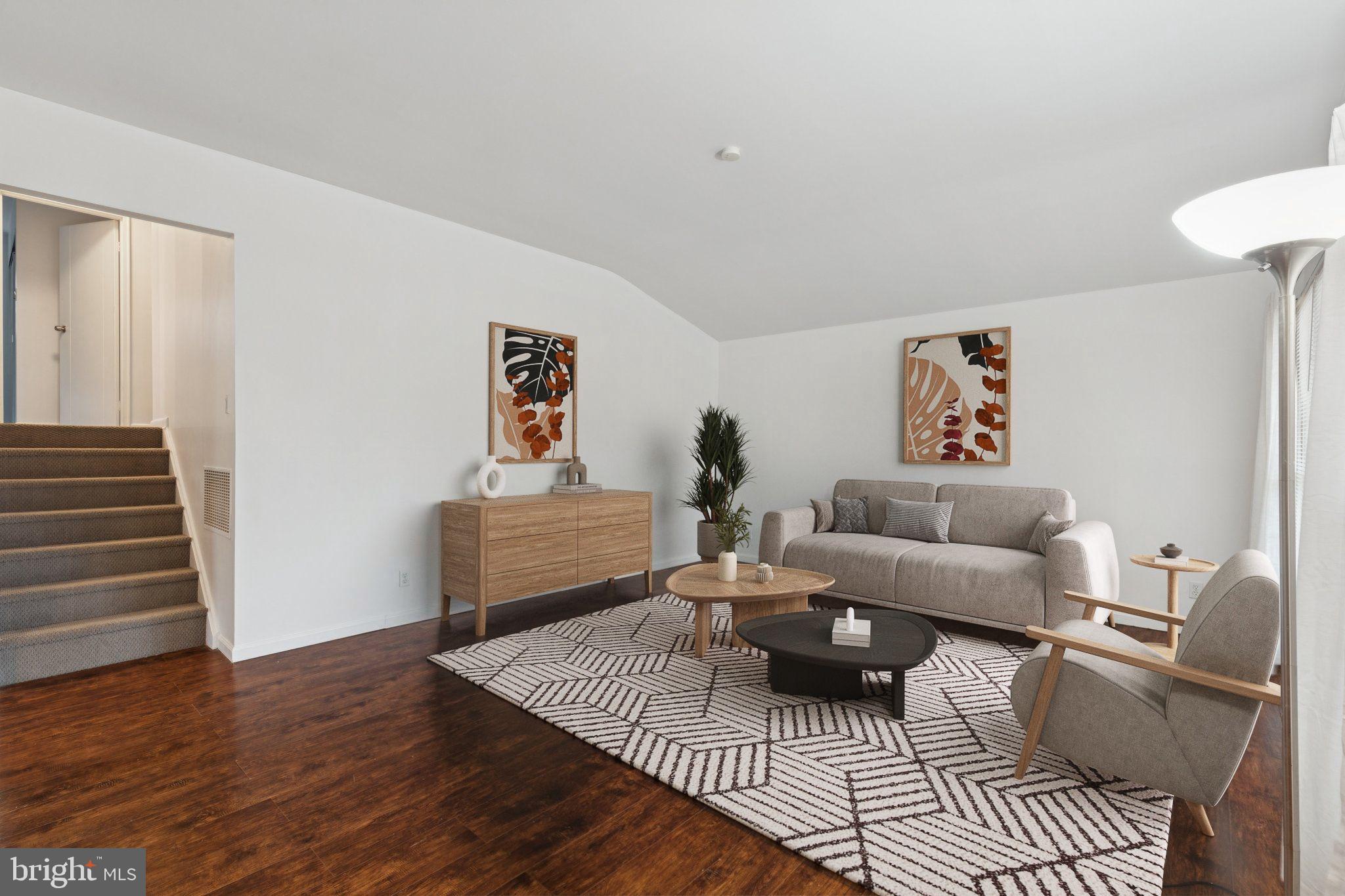 105 COUNTRY CLUB PLACE