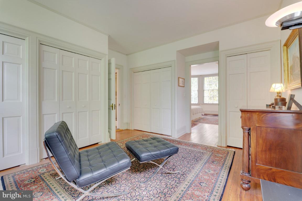 ROLAND PARK - Residential