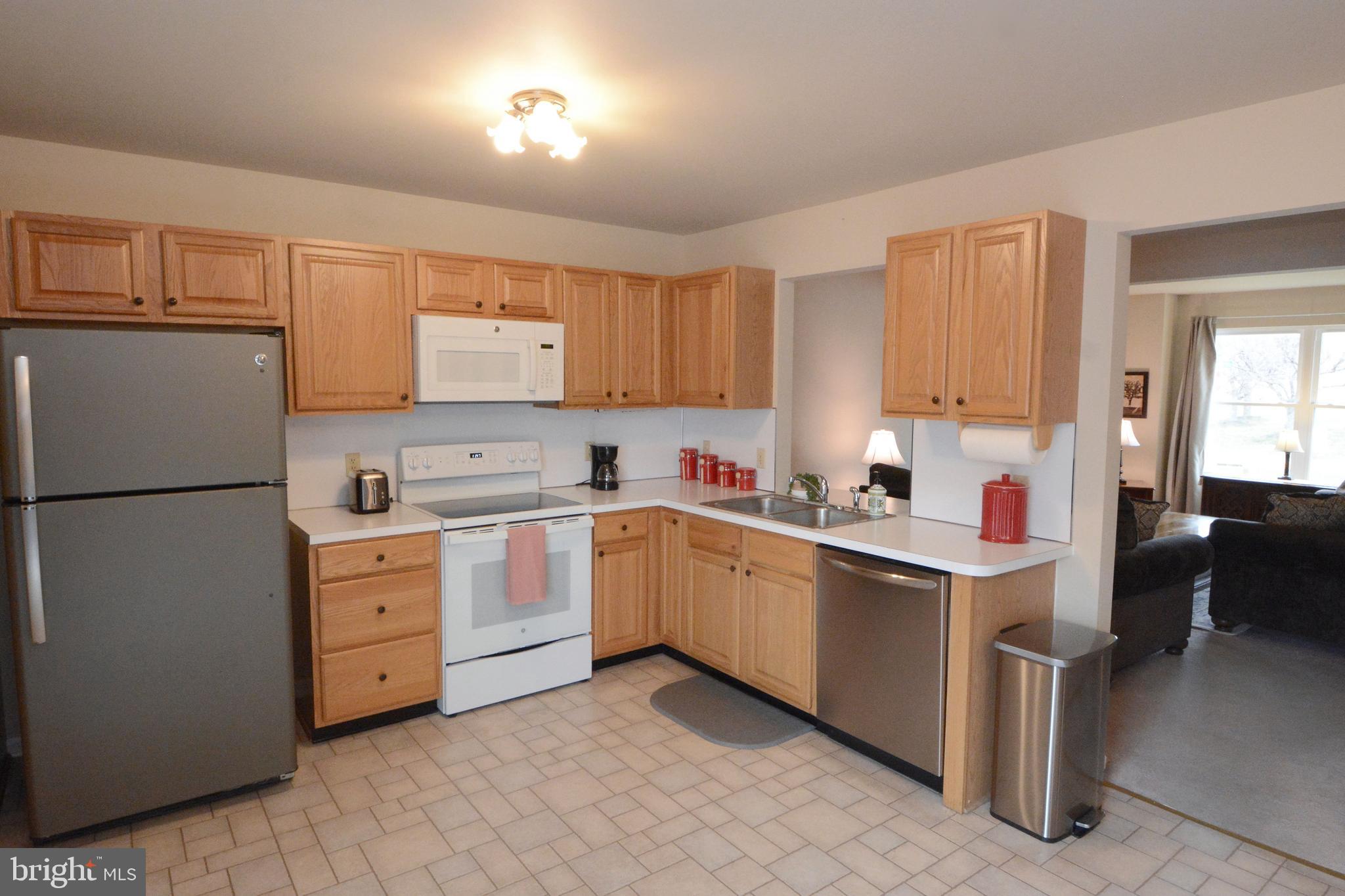 MONTGOMERY MEADOWS - Residential