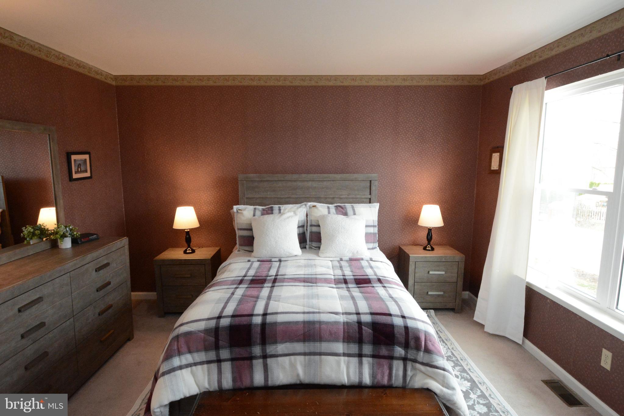 MONTGOMERY MEADOWS - Residential