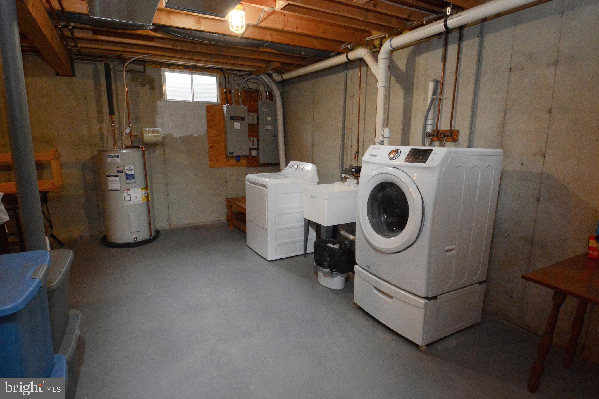 MONTGOMERY MEADOWS - Residential